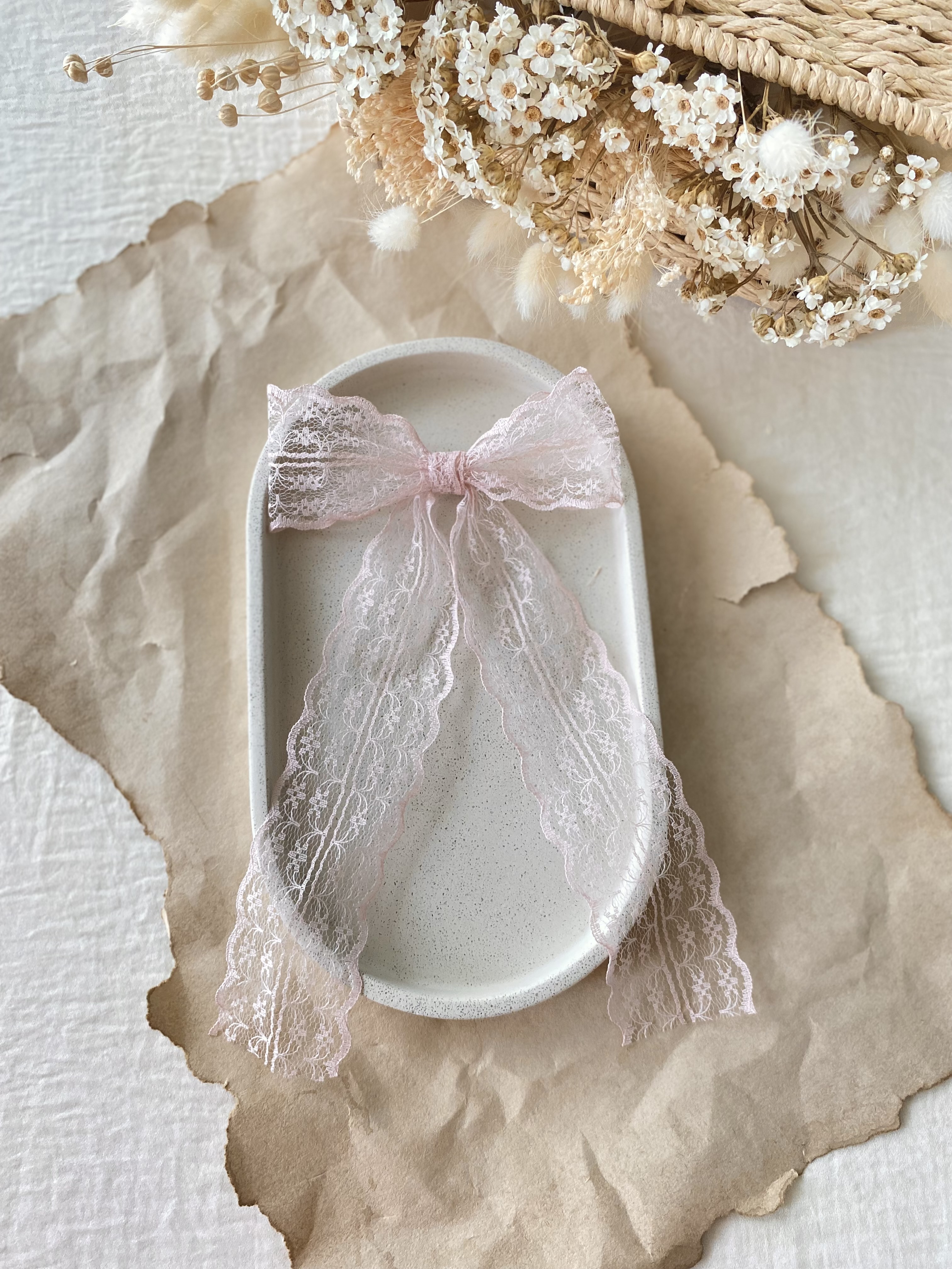 Noeud dentelle fine XL rose poudre