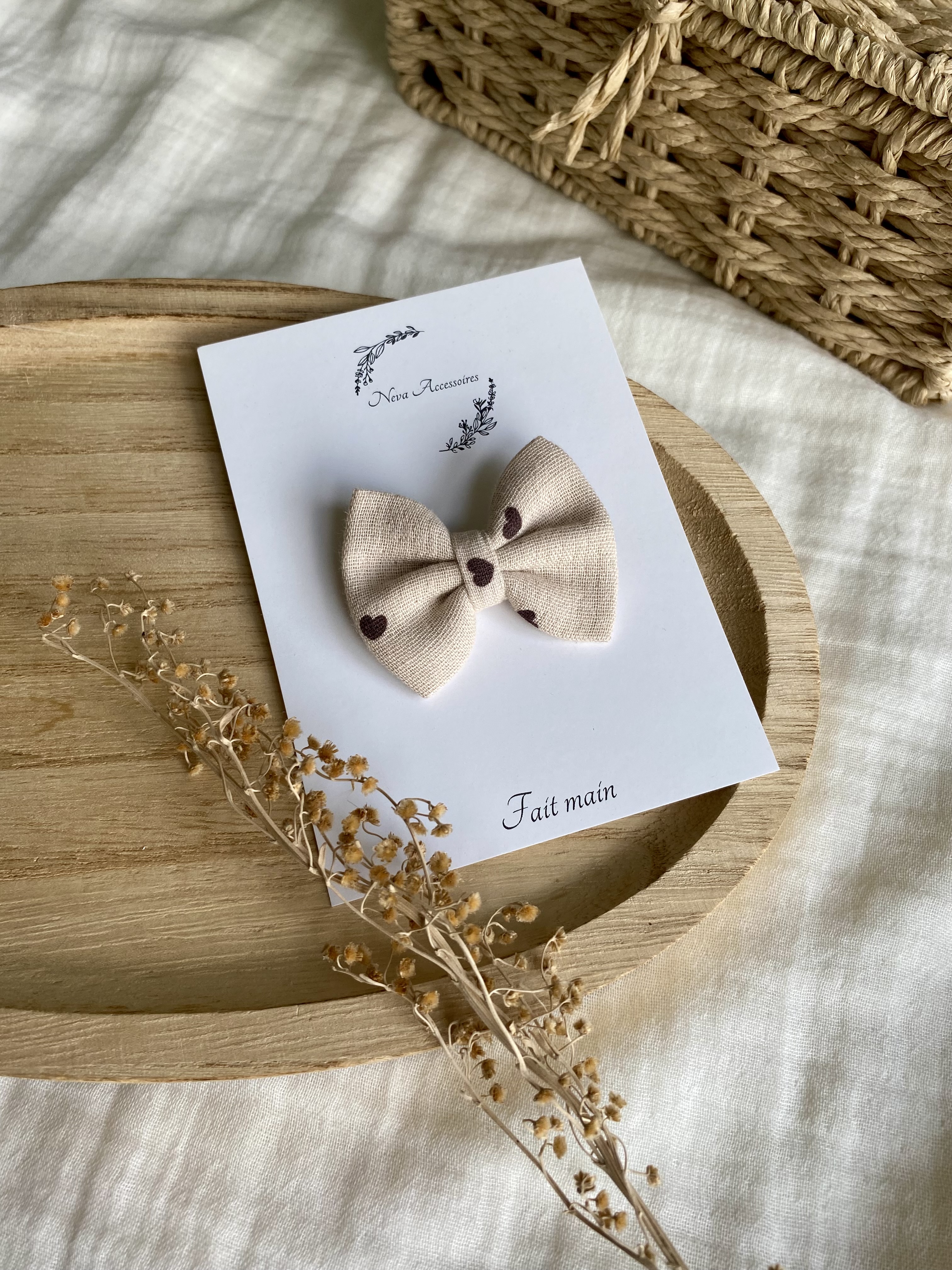Noeud beige petit coeur marron S