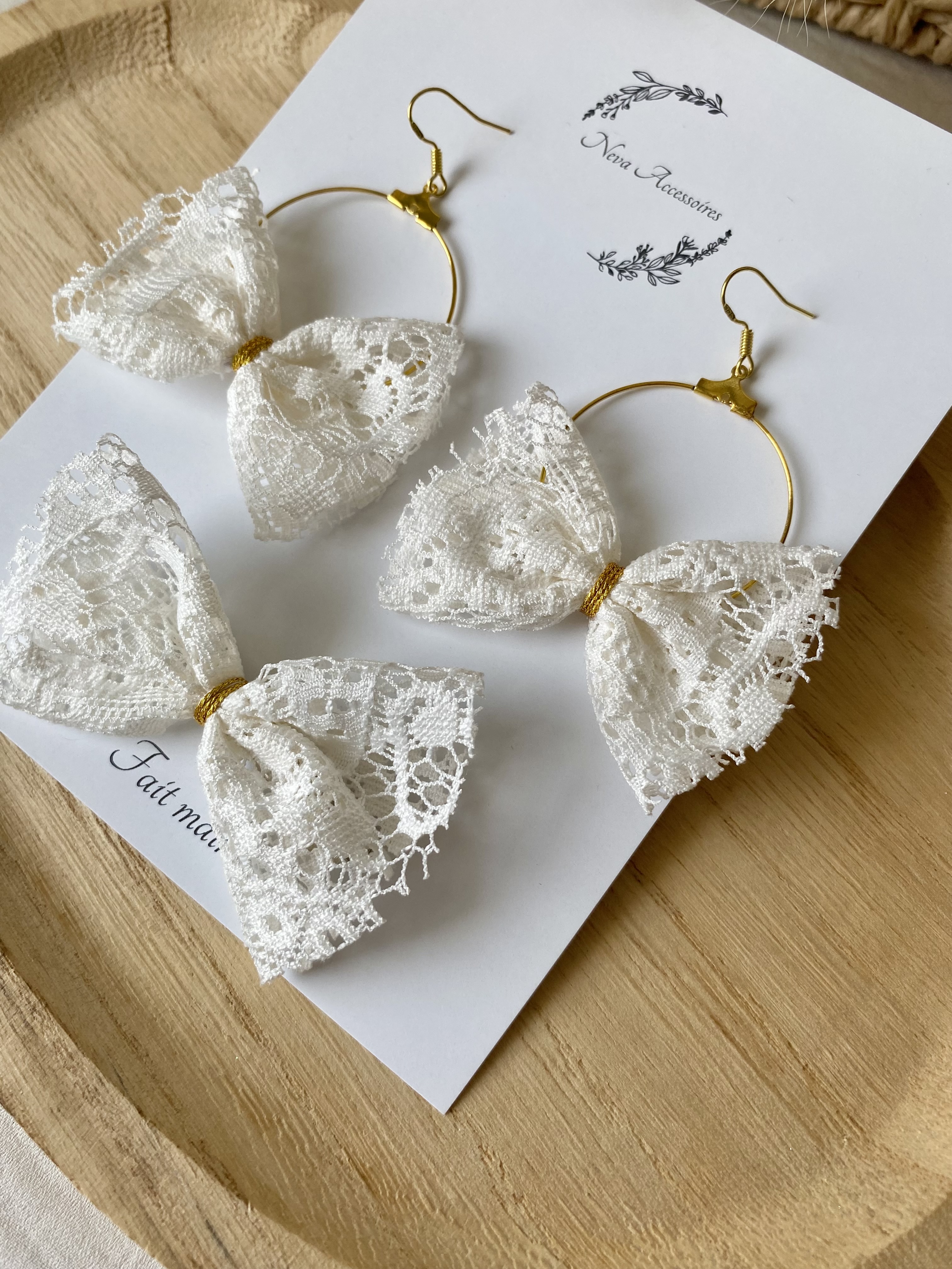 Boucles d'oreilles noeuds