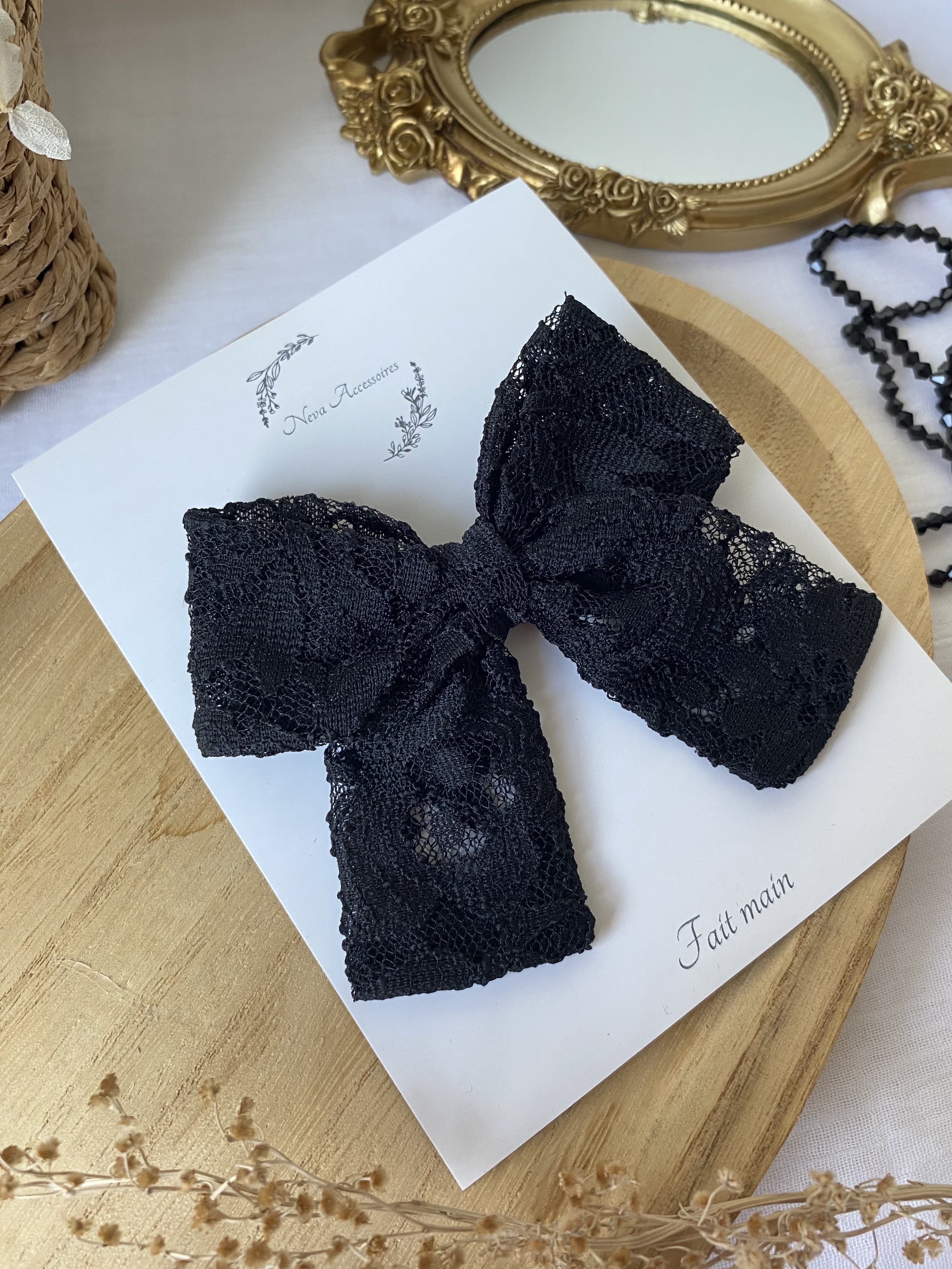 Noeud en dentelle noire L