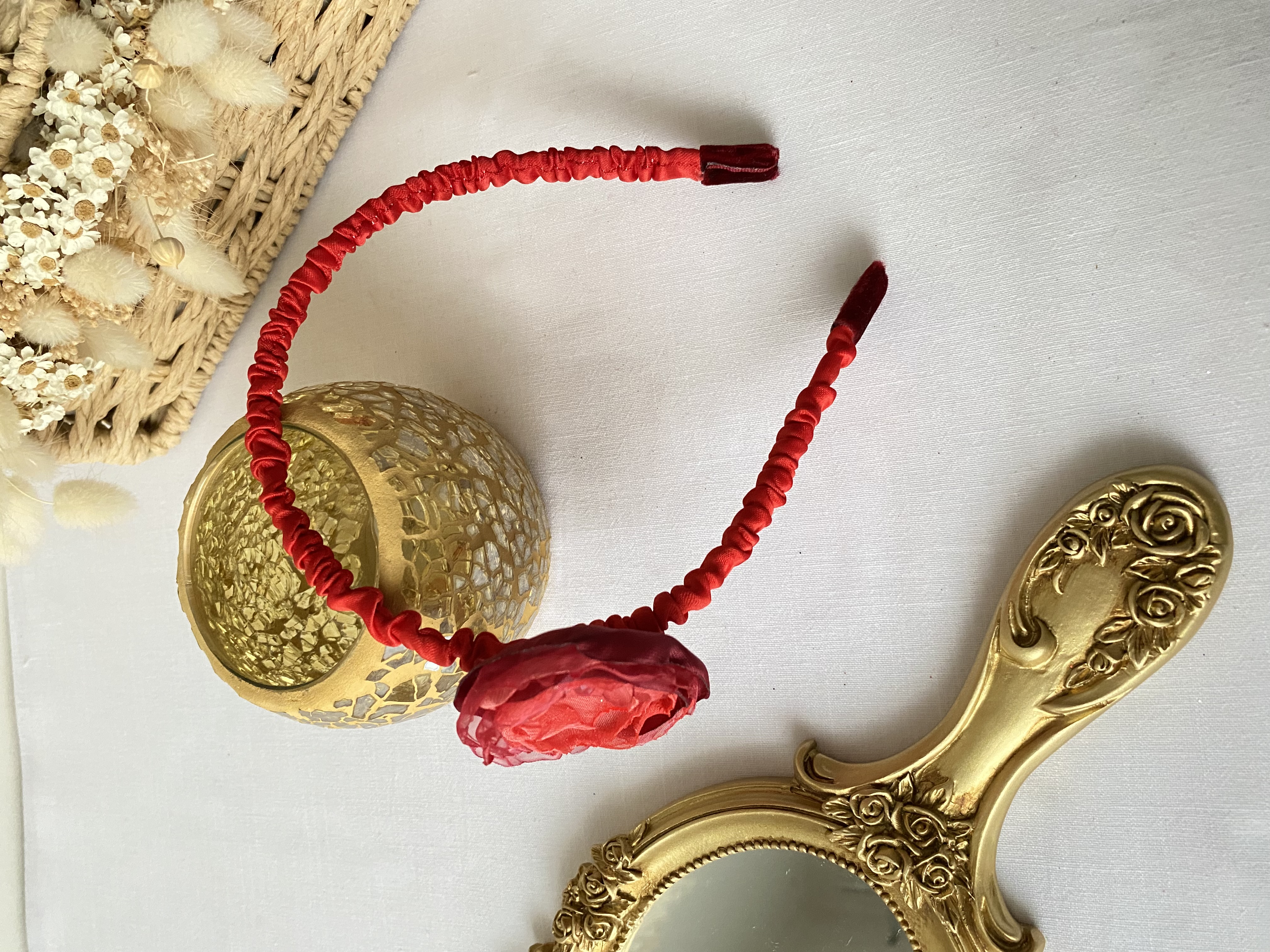 Serre tête pivoine rouge