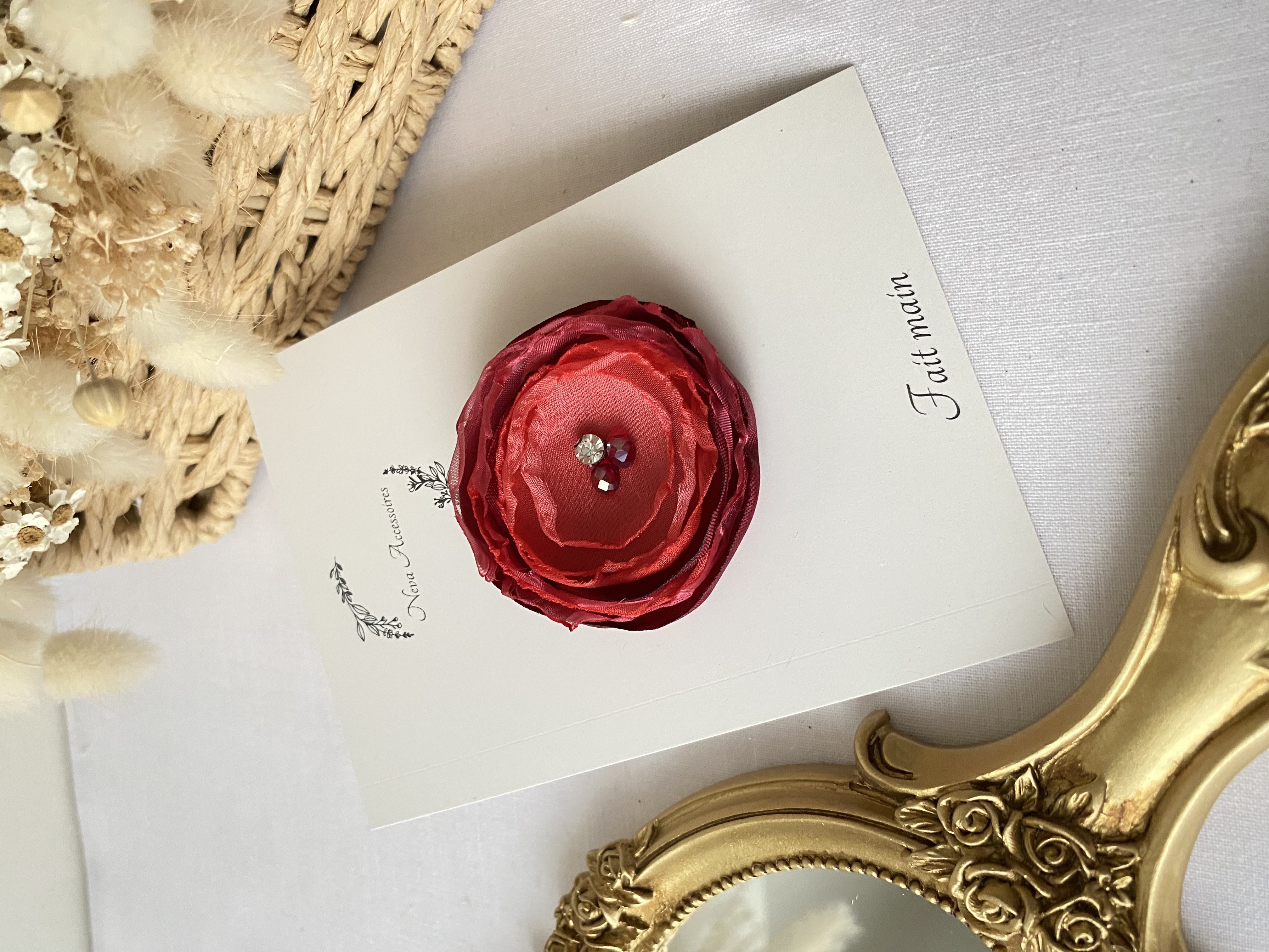 Barrette pivoine rouge