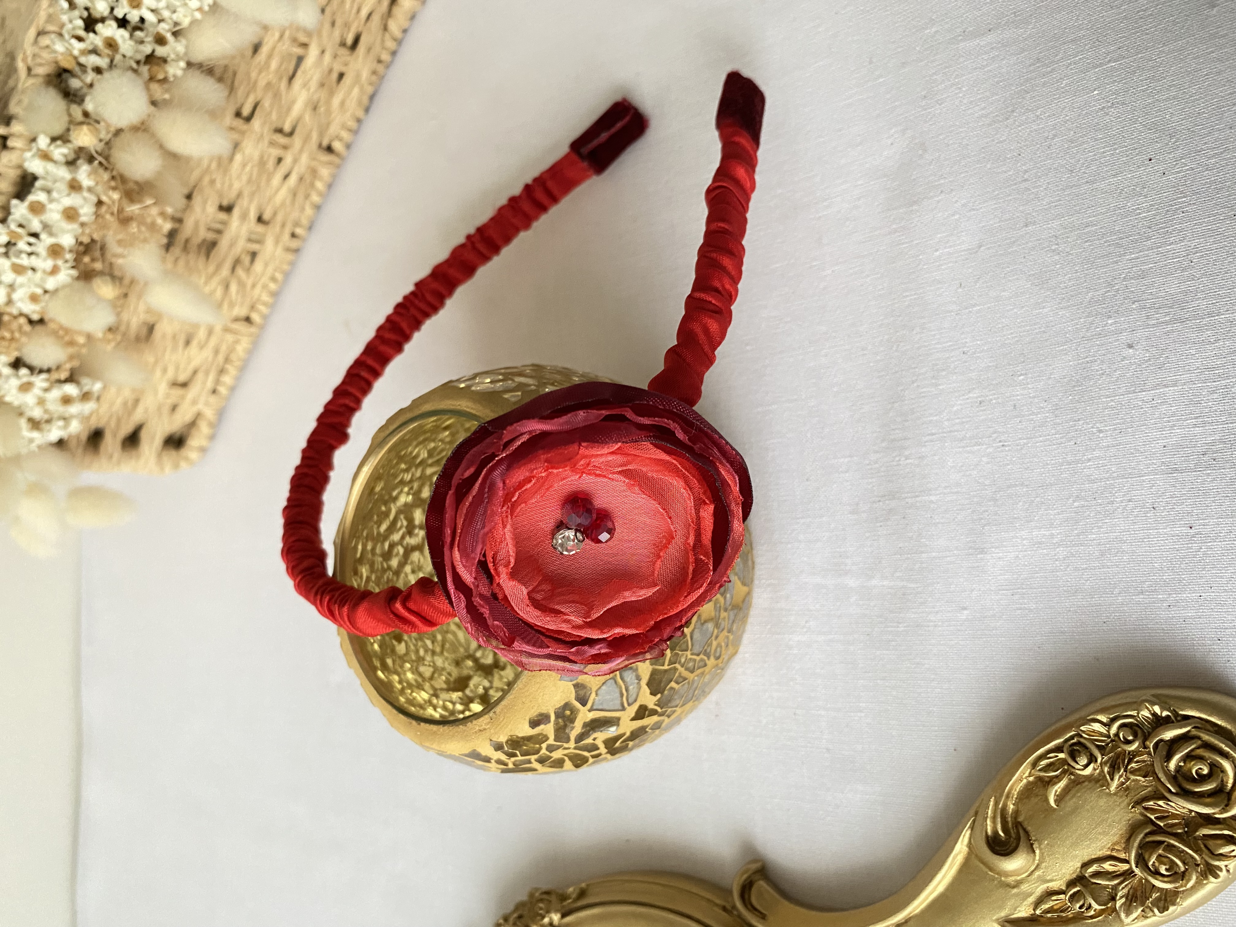 Serre tête pivoine rouge