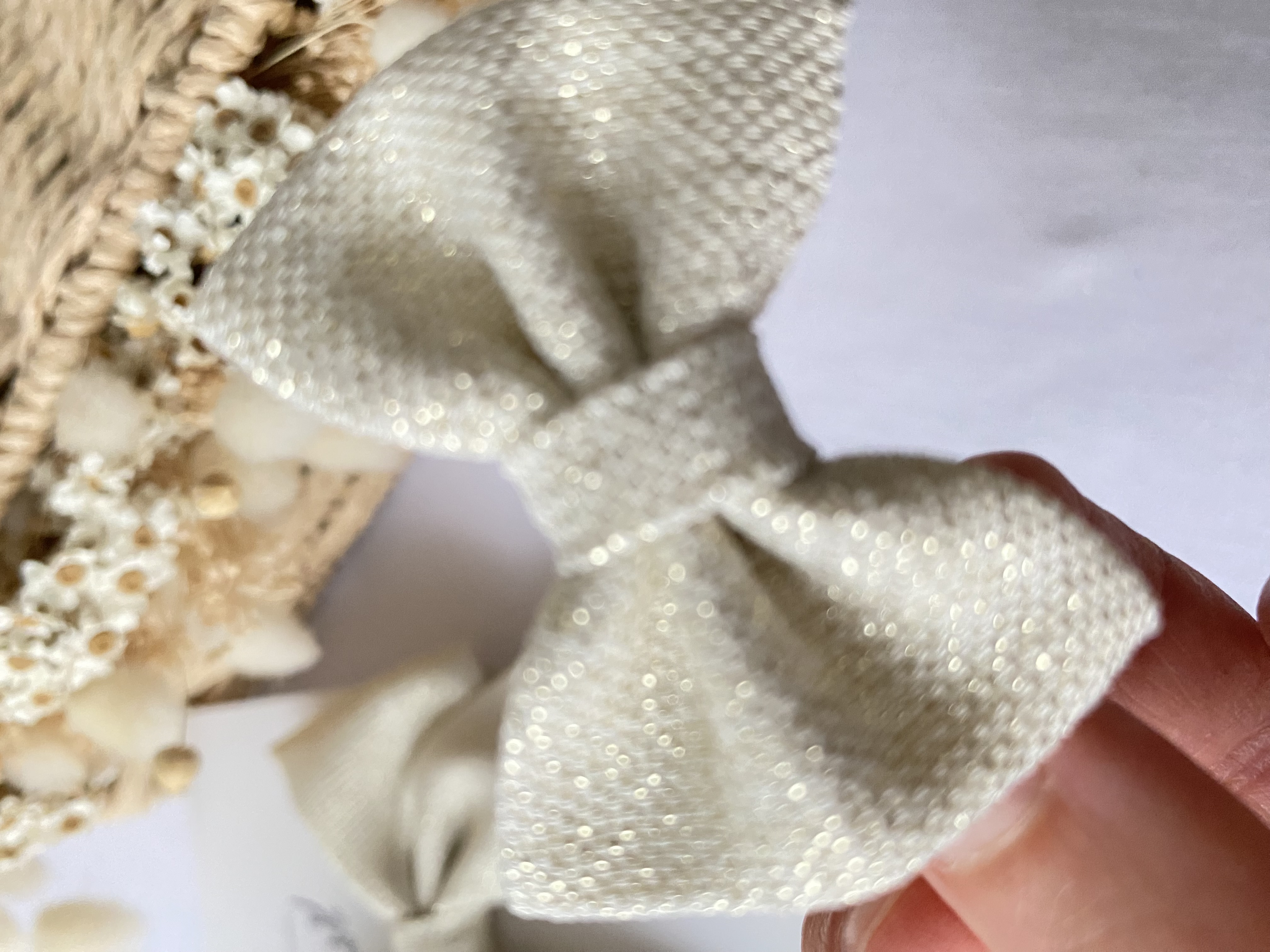 Noeud scintillant ivoire