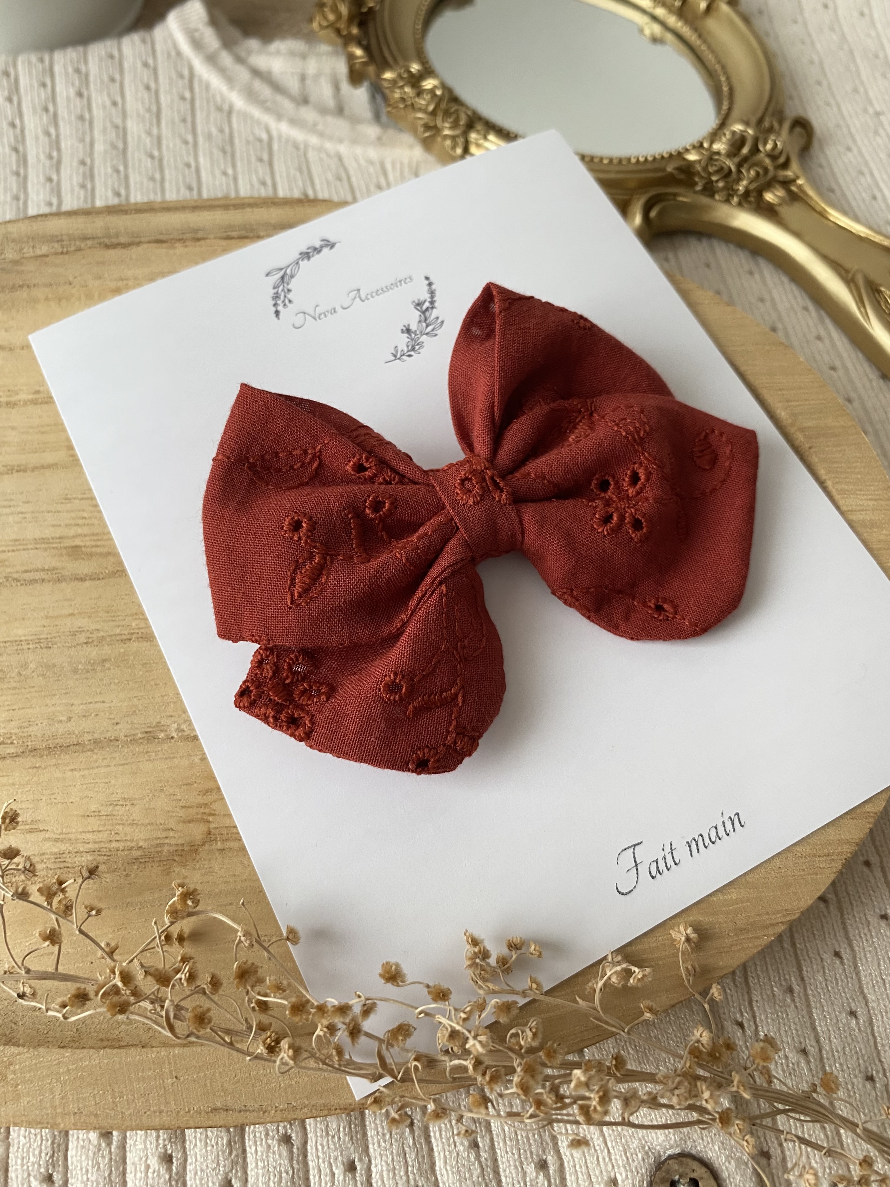 Nœud broderie anglaise rouille L