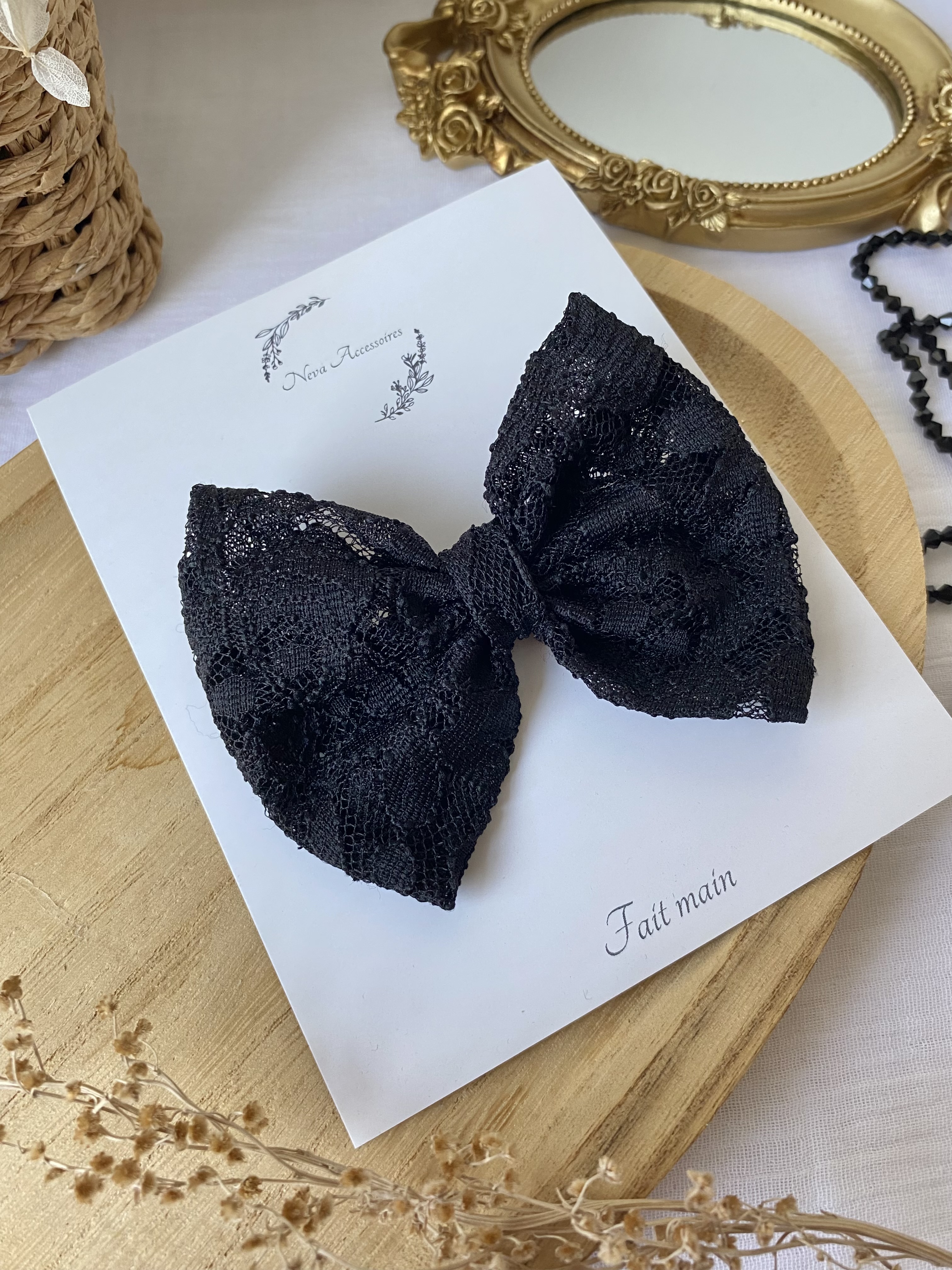 Nœud en dentelle noire M