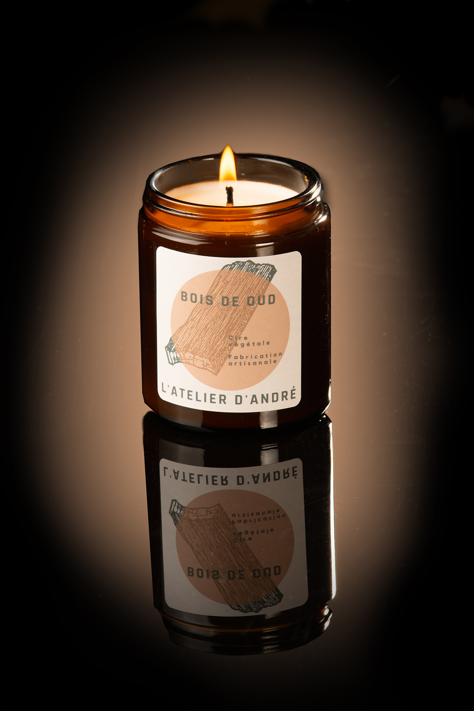 Bougie Parfumée Bois de Oud - 30 heures (155g)