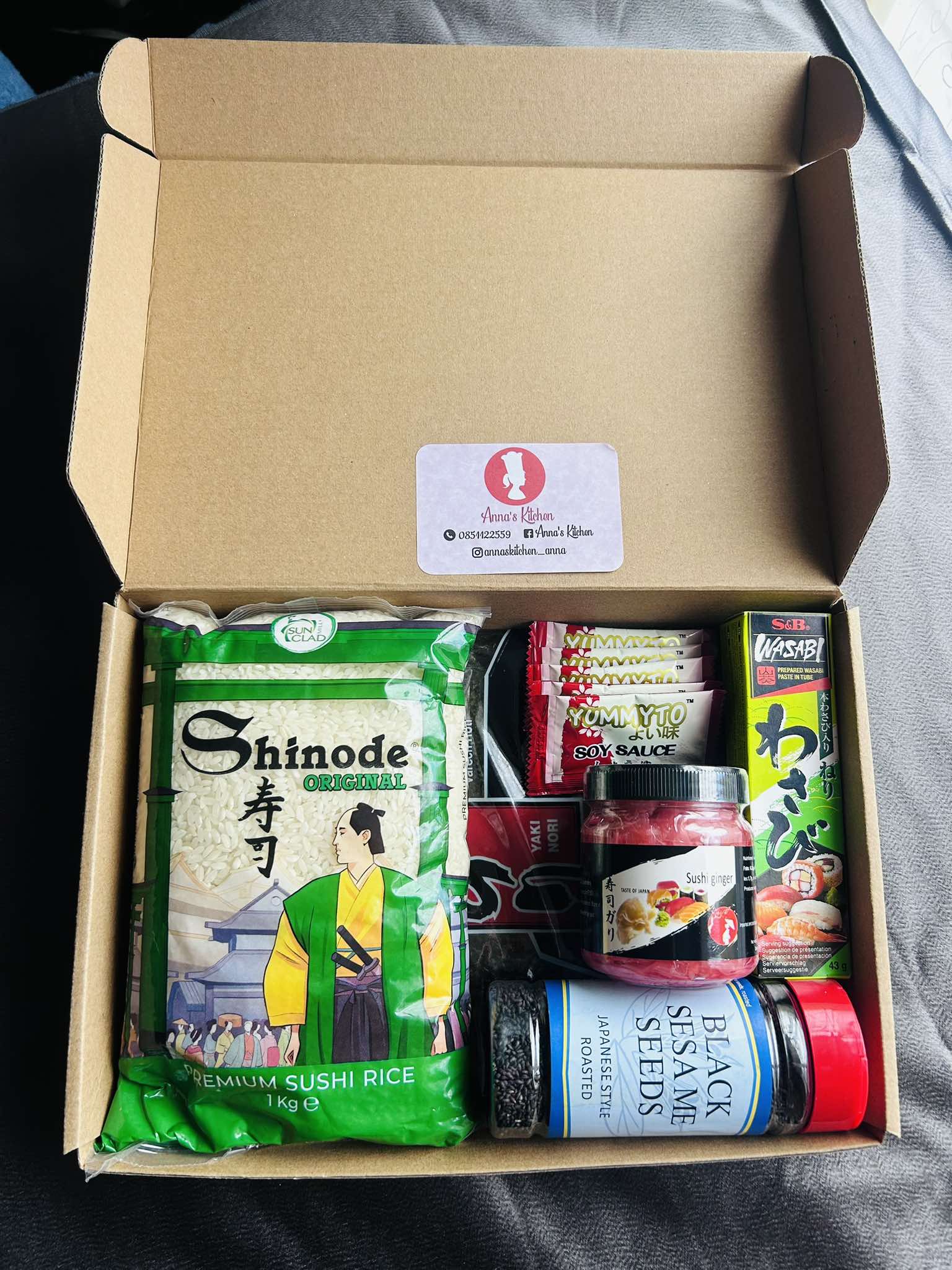 MEDIUM SUSHI MAKING KIT