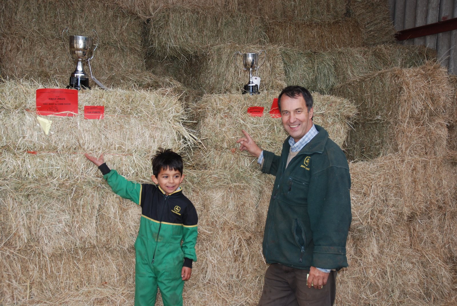 Premium Hay Bales - Small Square Conventional Meadow  Hay Bales