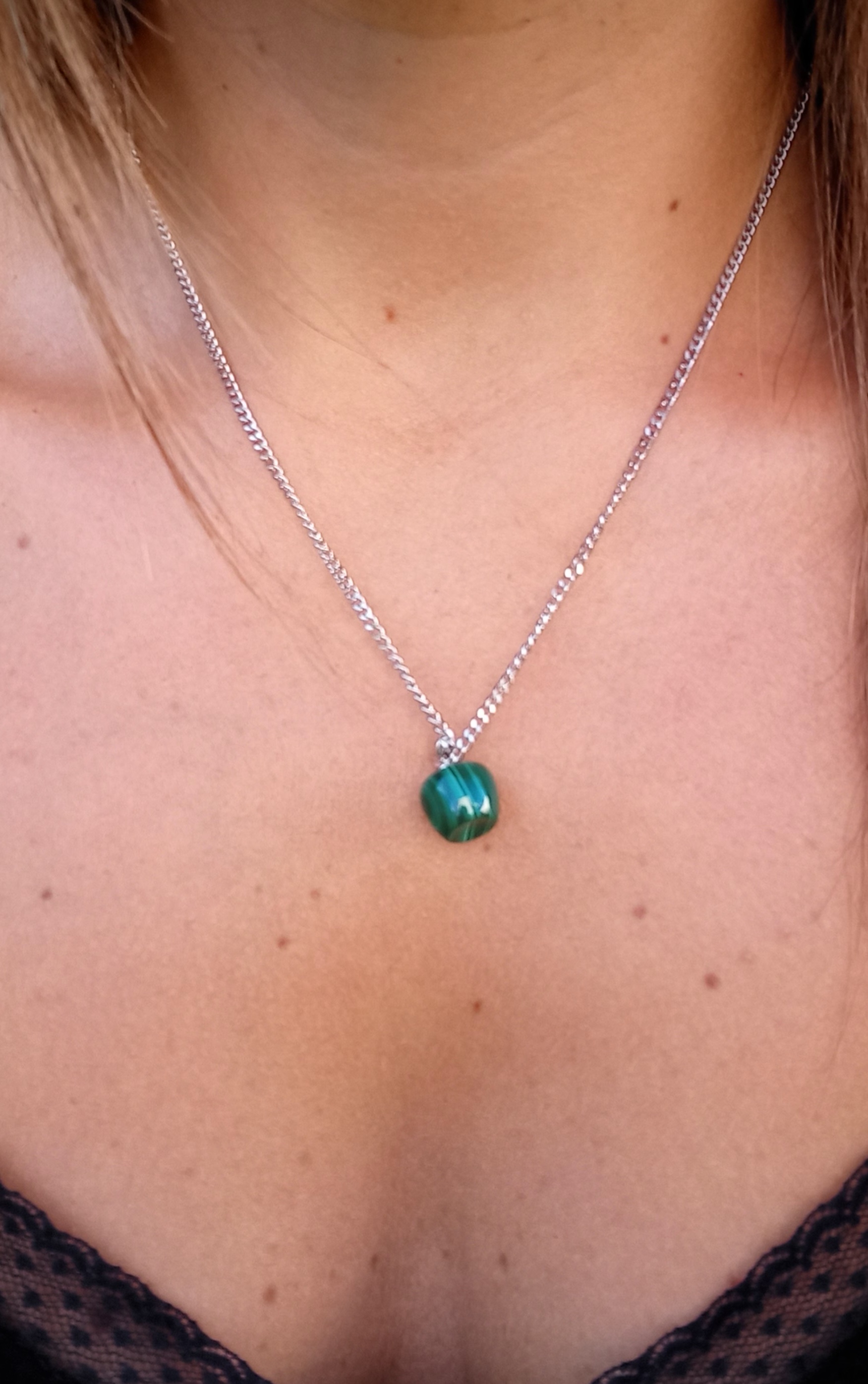 Tour de cou avec pendentif en fluorite