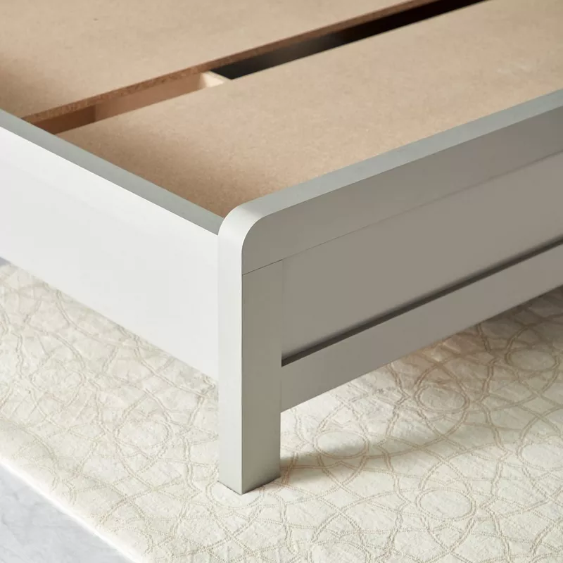 سرير كينج فاخر من فينشي - 200*180 | تصميم عصري وفخامة مطلقة