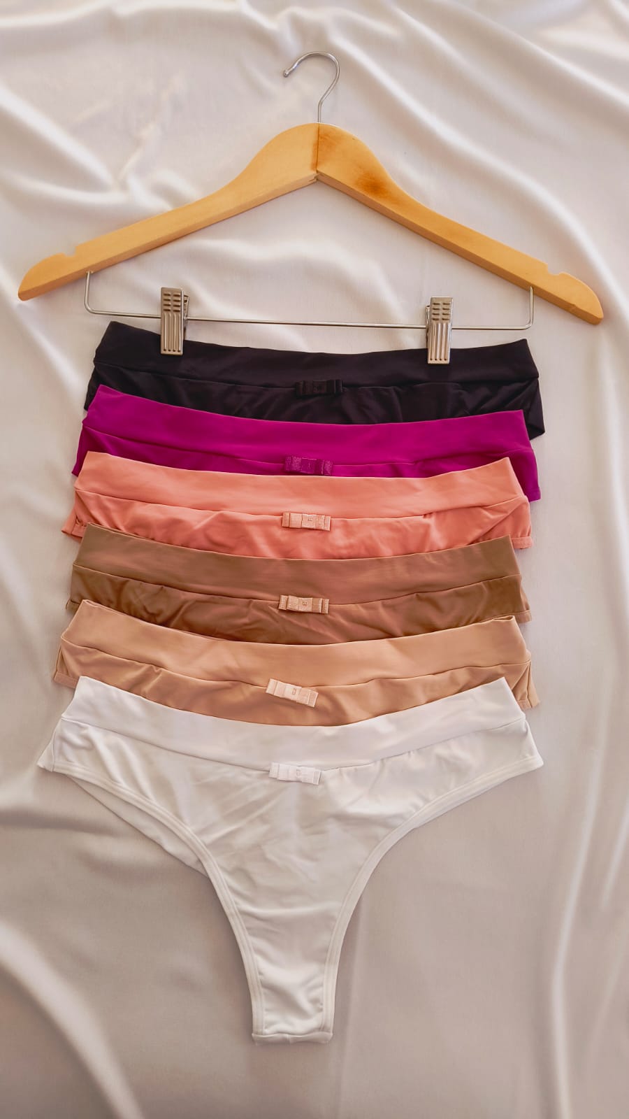 Calcinha básica com cós e fio duplo Ref: 244