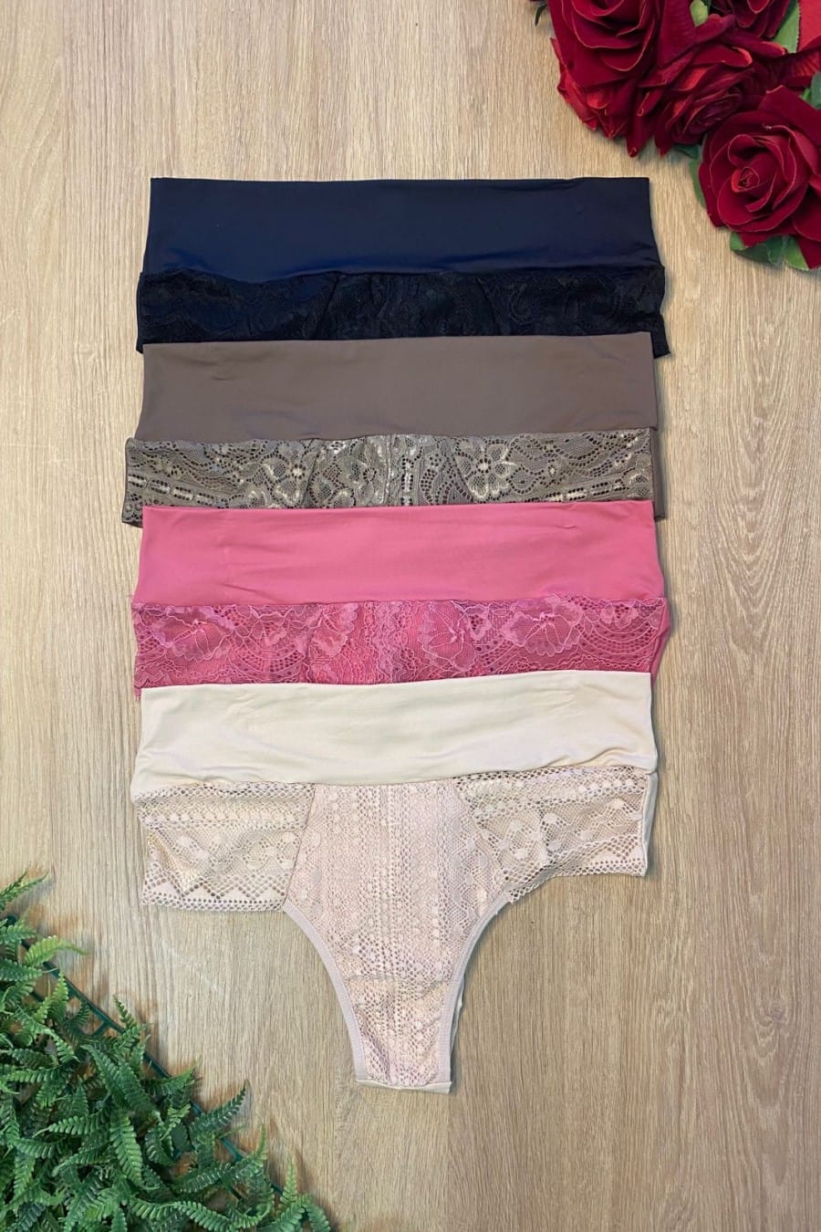 Calcinha com renda slim Ref 149