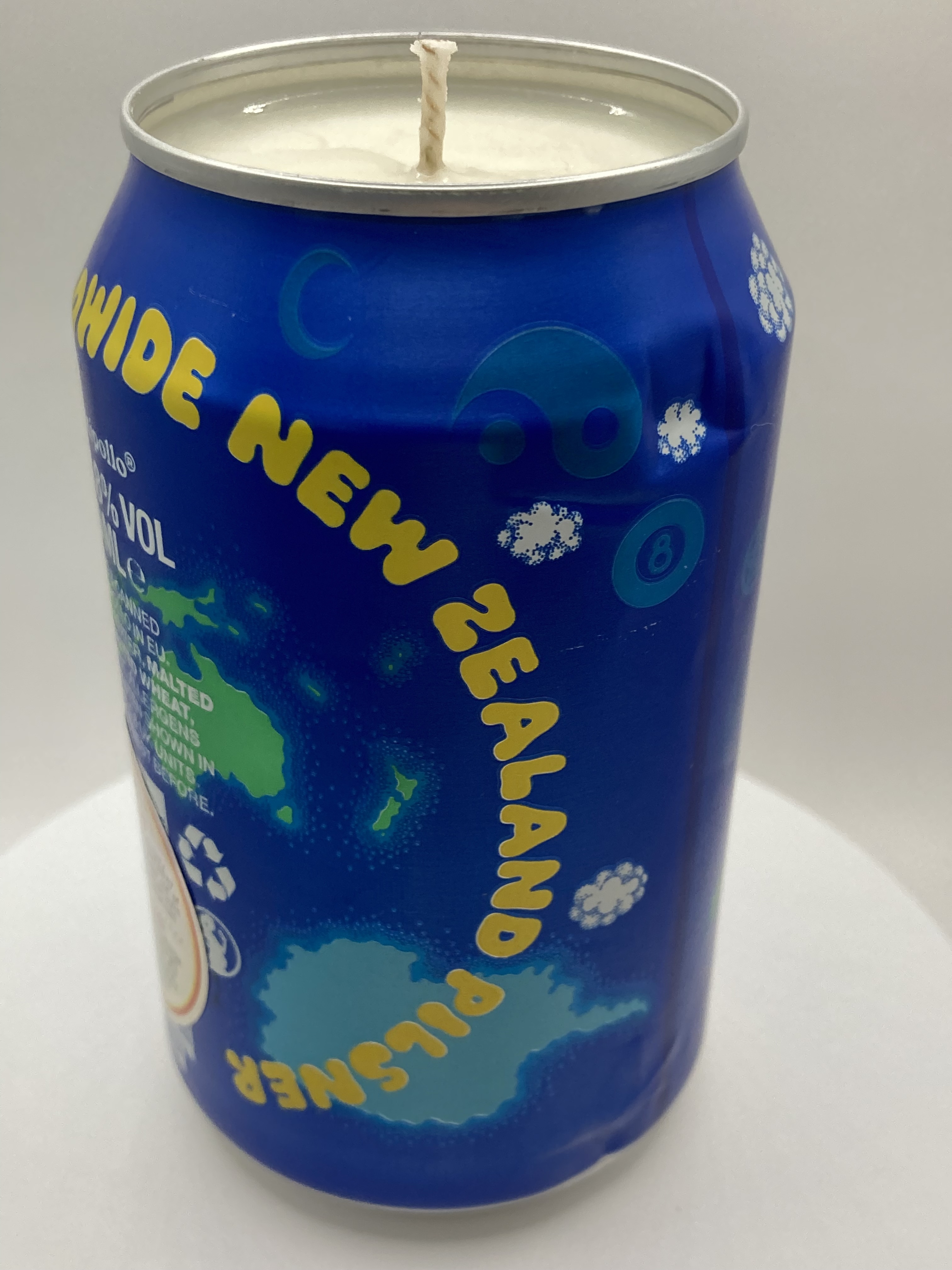 Limited Edition Carlo's Worldwide New Zealand Pilsner Can-dle - Hand Poured Vegan Soy Candle, Eco-Friendly, Ideal Christmas/Secret Santa Gift
