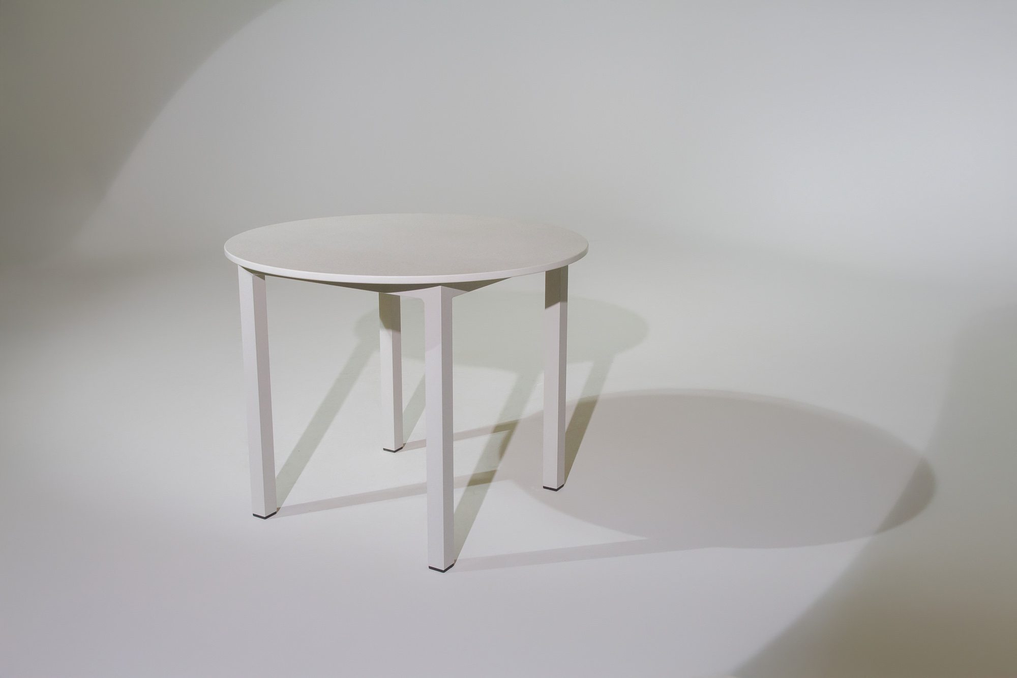 SandSea apvalus kavos staliukas 