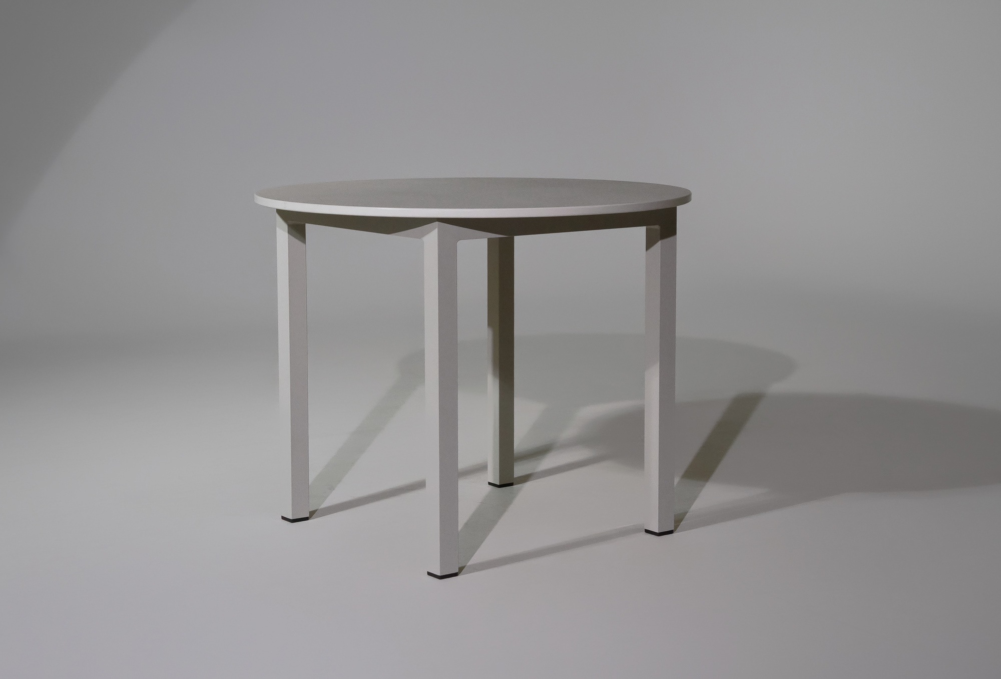 SandSea apvalus kavos staliukas 