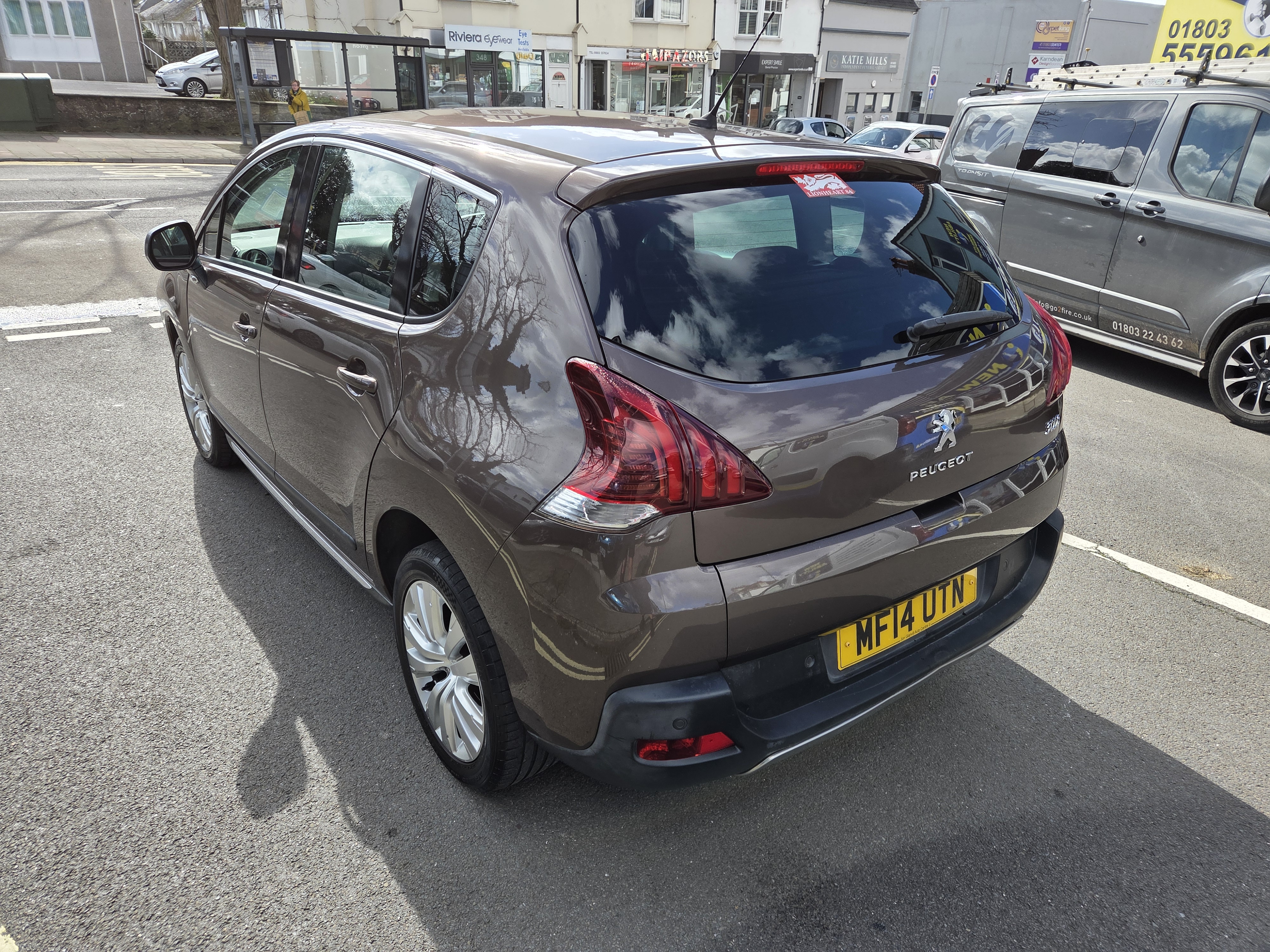 🤩 LOW MILEAGE, ECONOMICAL 2014 PEUGEOT 3008 1.6 DIESEL 🤩