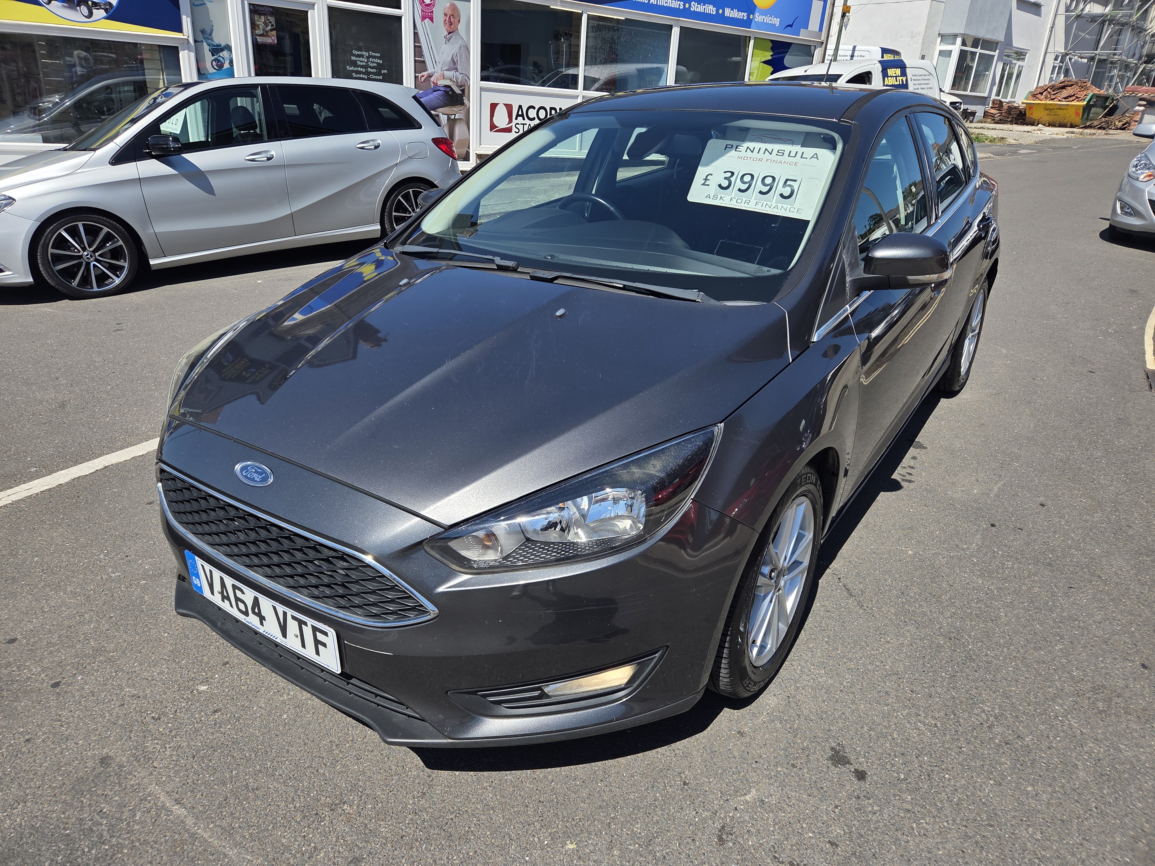 🤩 POPULAR & ECONOMICAL 2015 (64) FORD FOCUS ZETEC 1.6 DIESEL 🤩