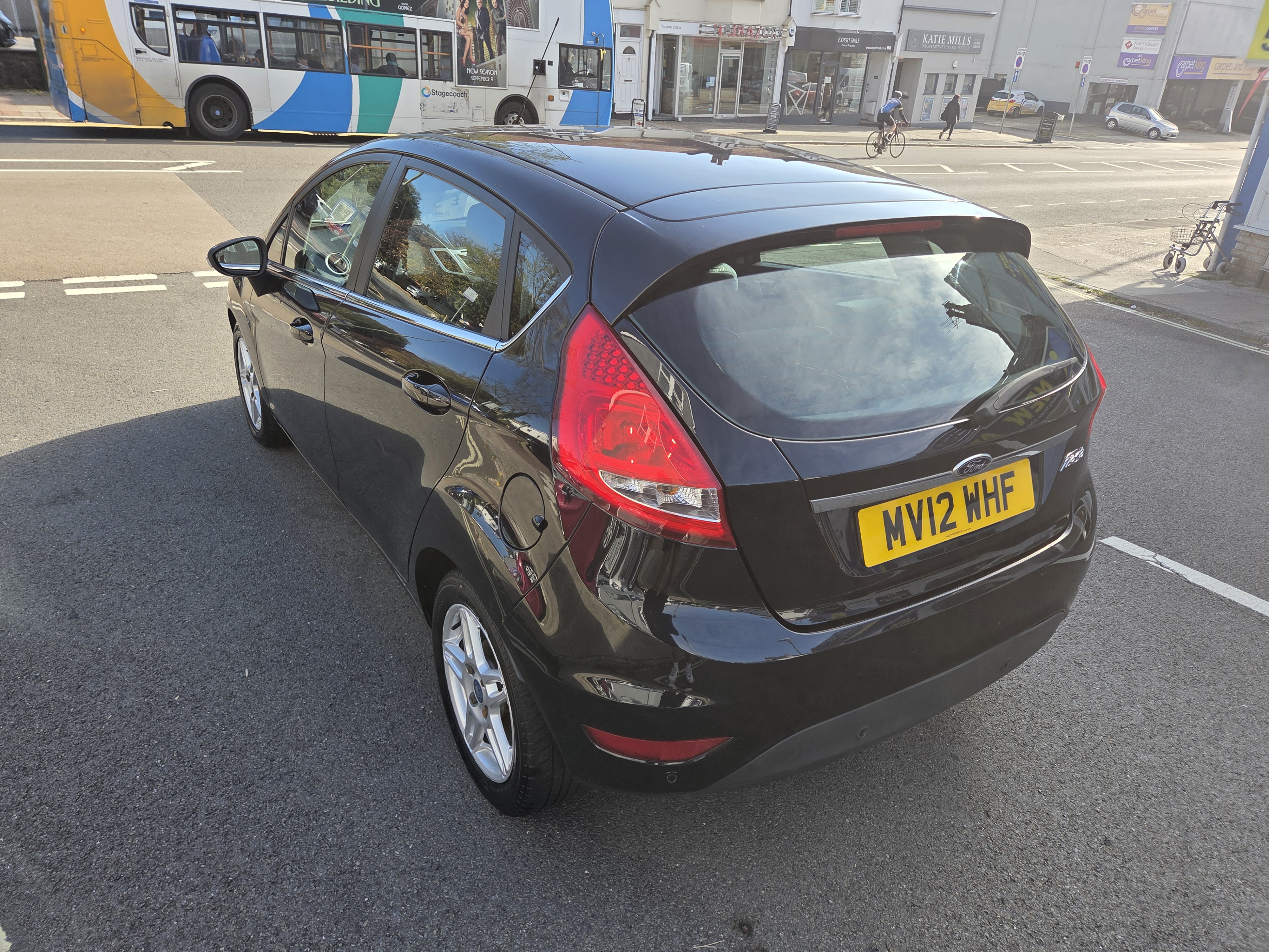🤩POPULAR & ECONOMICAL 2012 FORD FIESTA 1.2 ZETEC PETROL 🤩