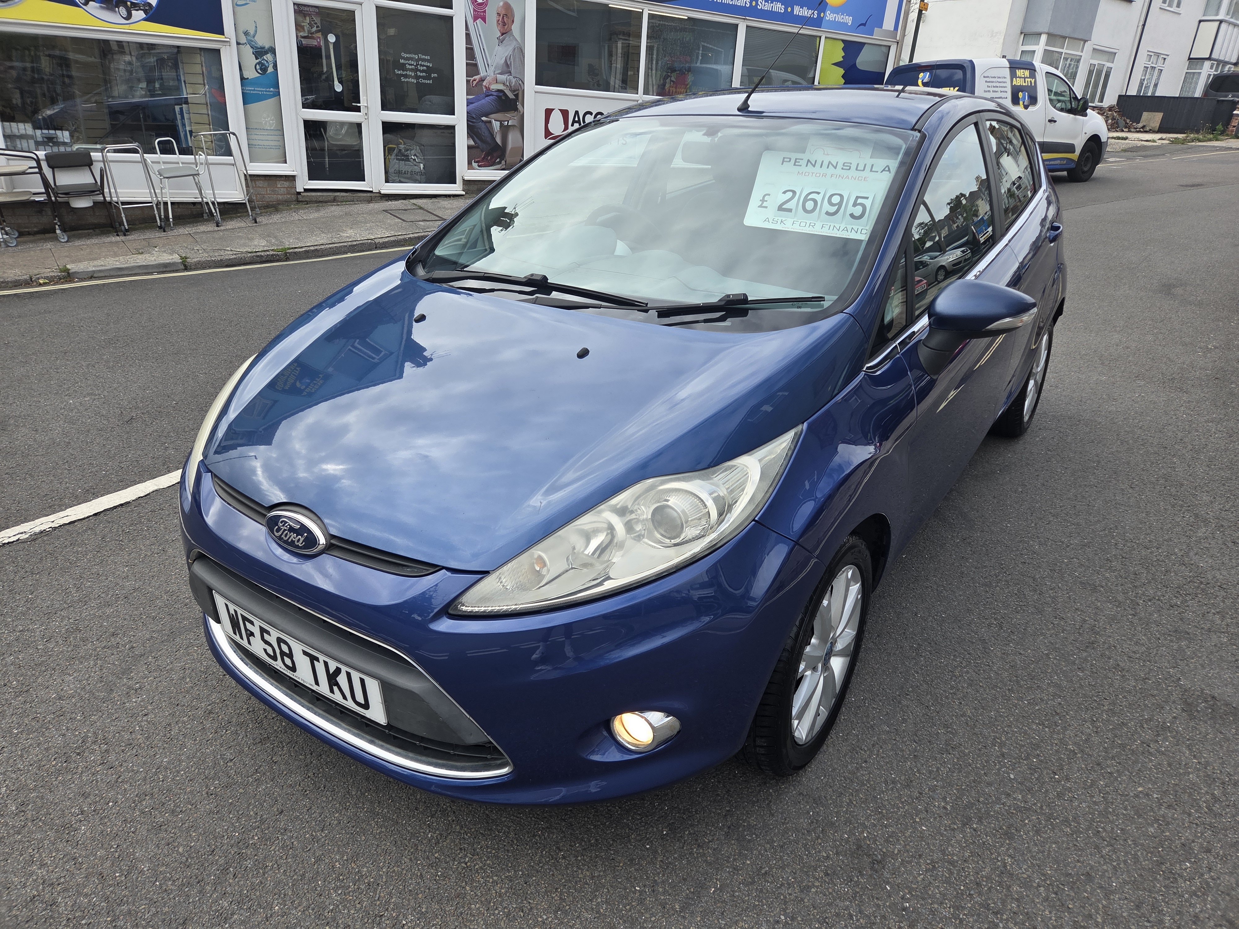 🤩POPULAR & ECONOMICAL 2008 (58) FORD FIESTA 1.4 ZETEC PETROL 🤩