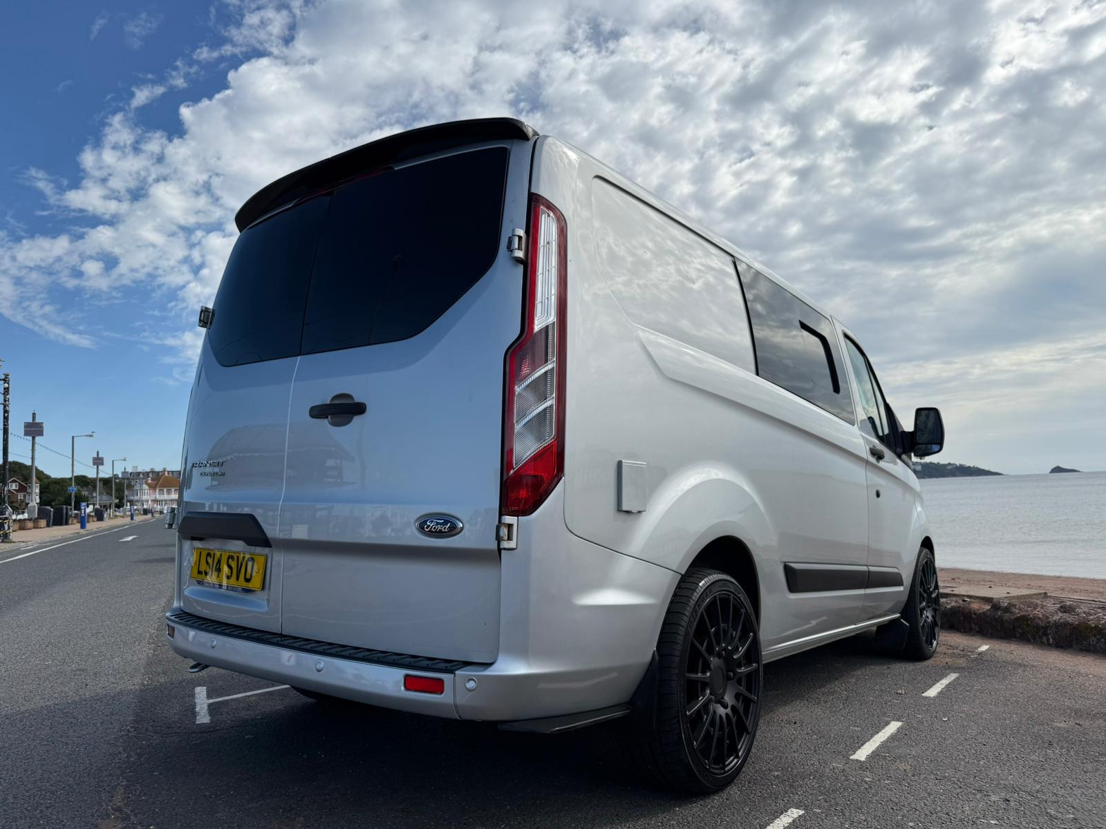 🤩 STUNNING, FRESHLY BUILT 2014 FORD TRANSIT CUSTOM CAMPERVAN 2.2 DIESEL 🤩