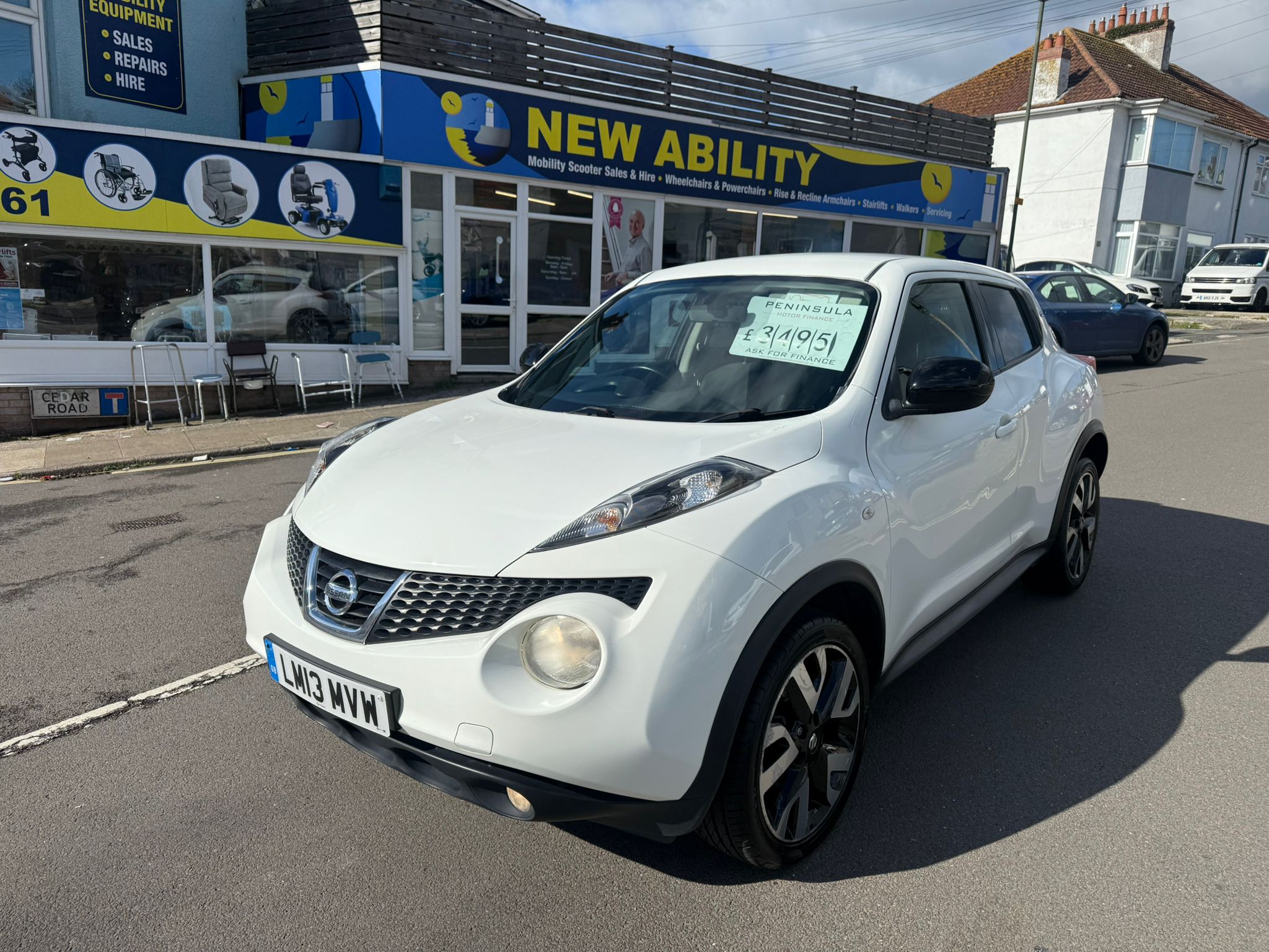 🤩 STUNNING, HIGH SPEC 2013 NISSAN JUKE N-TEC 1.6 PETROL 🤩