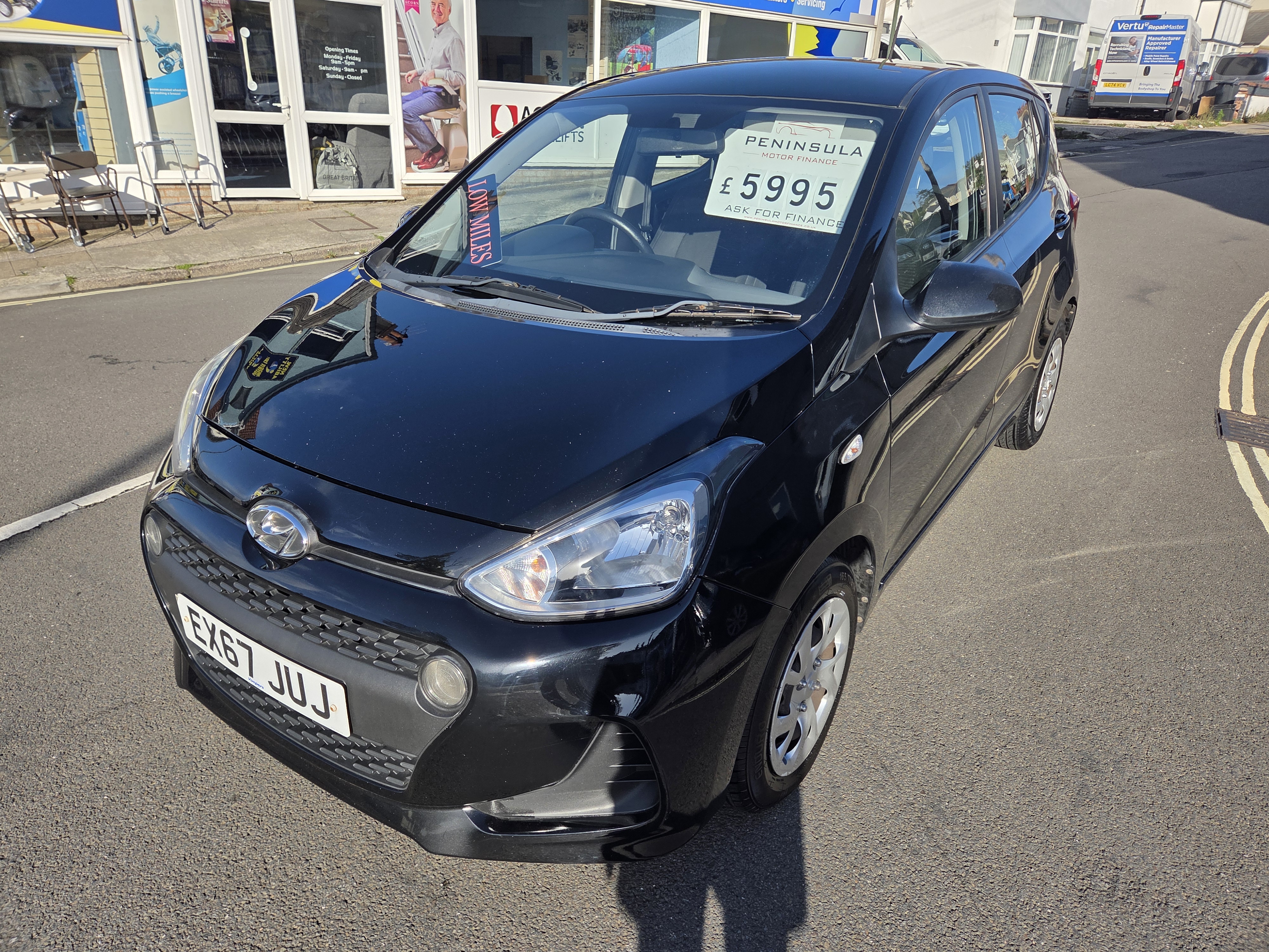 🤩LOW MILEAGE, ECONOMICAL 2017 (67) HYUNDAI i10 1.2 PETROL 🤩