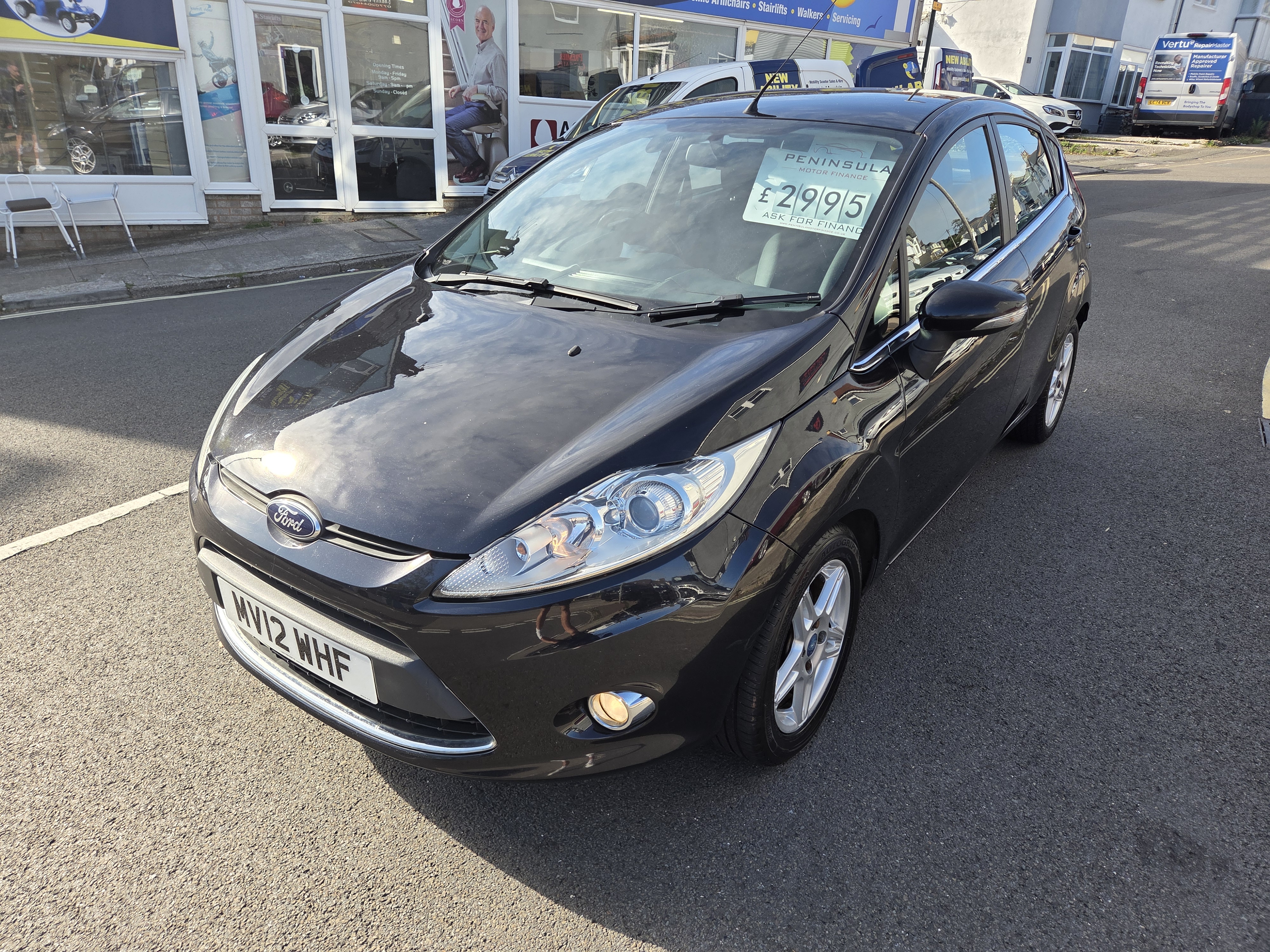 🤩POPULAR & ECONOMICAL 2012 FORD FIESTA 1.2 ZETEC PETROL 🤩