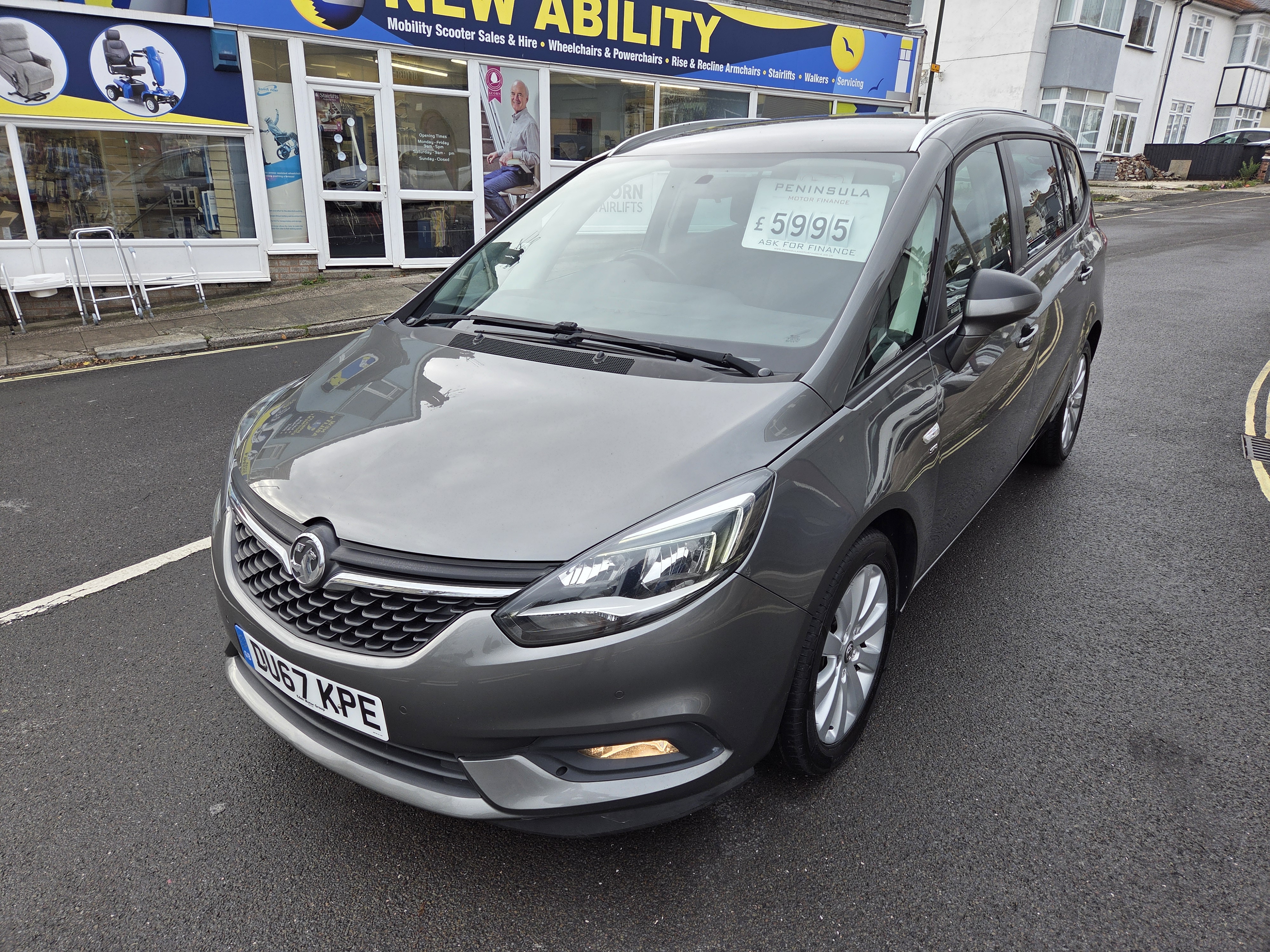  🤩 TOP SPEC, SPACIOUS 7 SEATER 2017 (67) VAUXHALL ZAFIRA TOURER SRI 1.6 DIESEL🤩