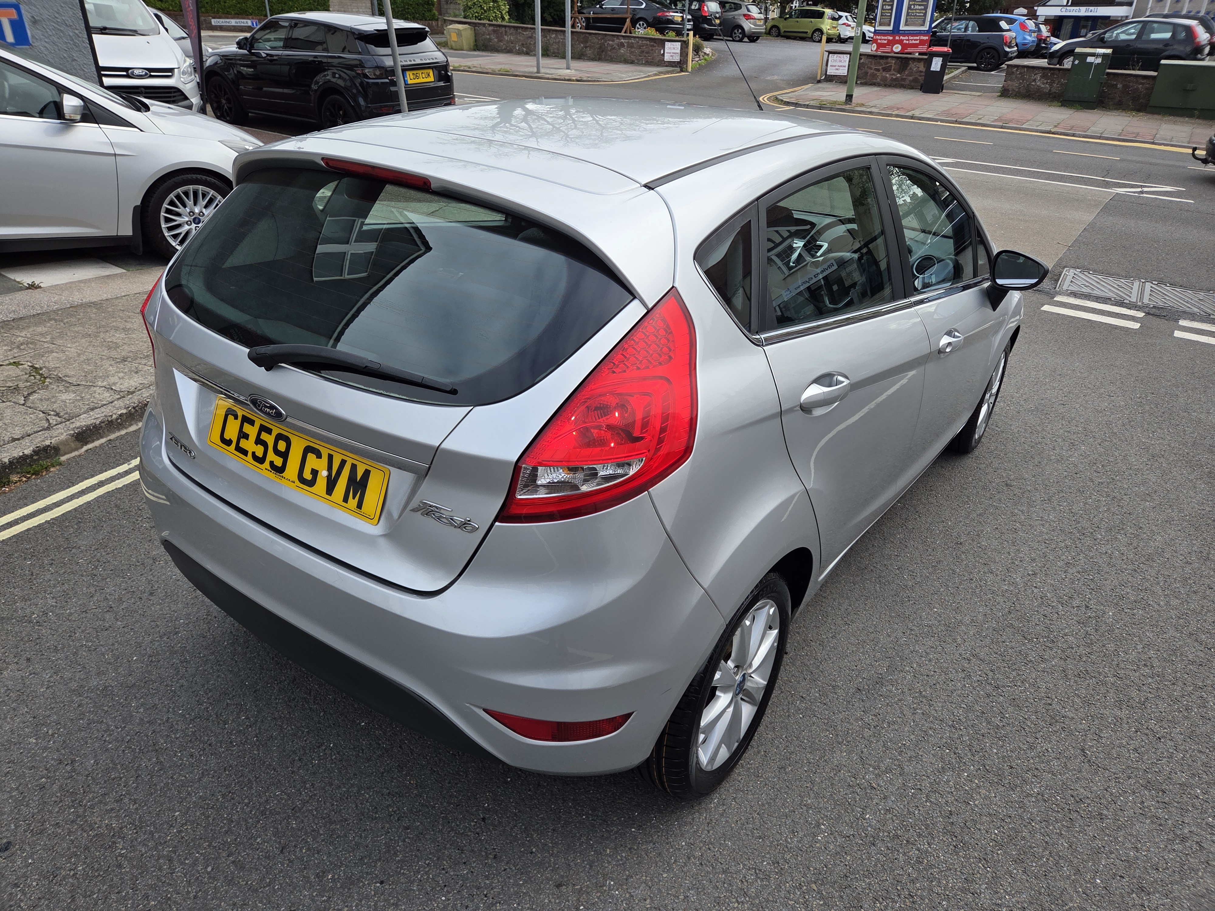 🤩POPULAR & ECONOMICAL 2009 (59) FORD FIESTA 1.2 ZETEC PETROL 🤩