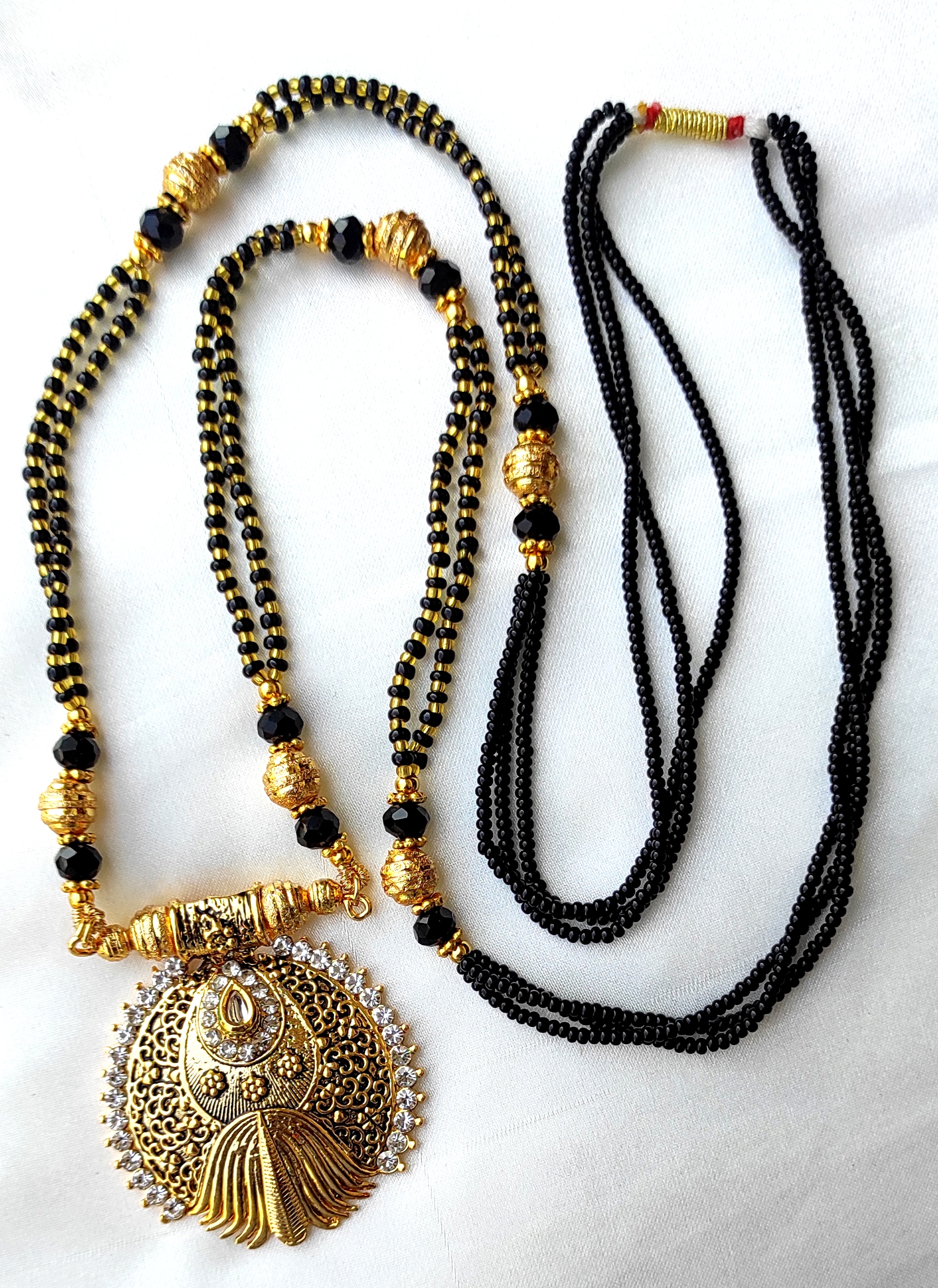 Traditional piece of jewelry worn by married Hindu women