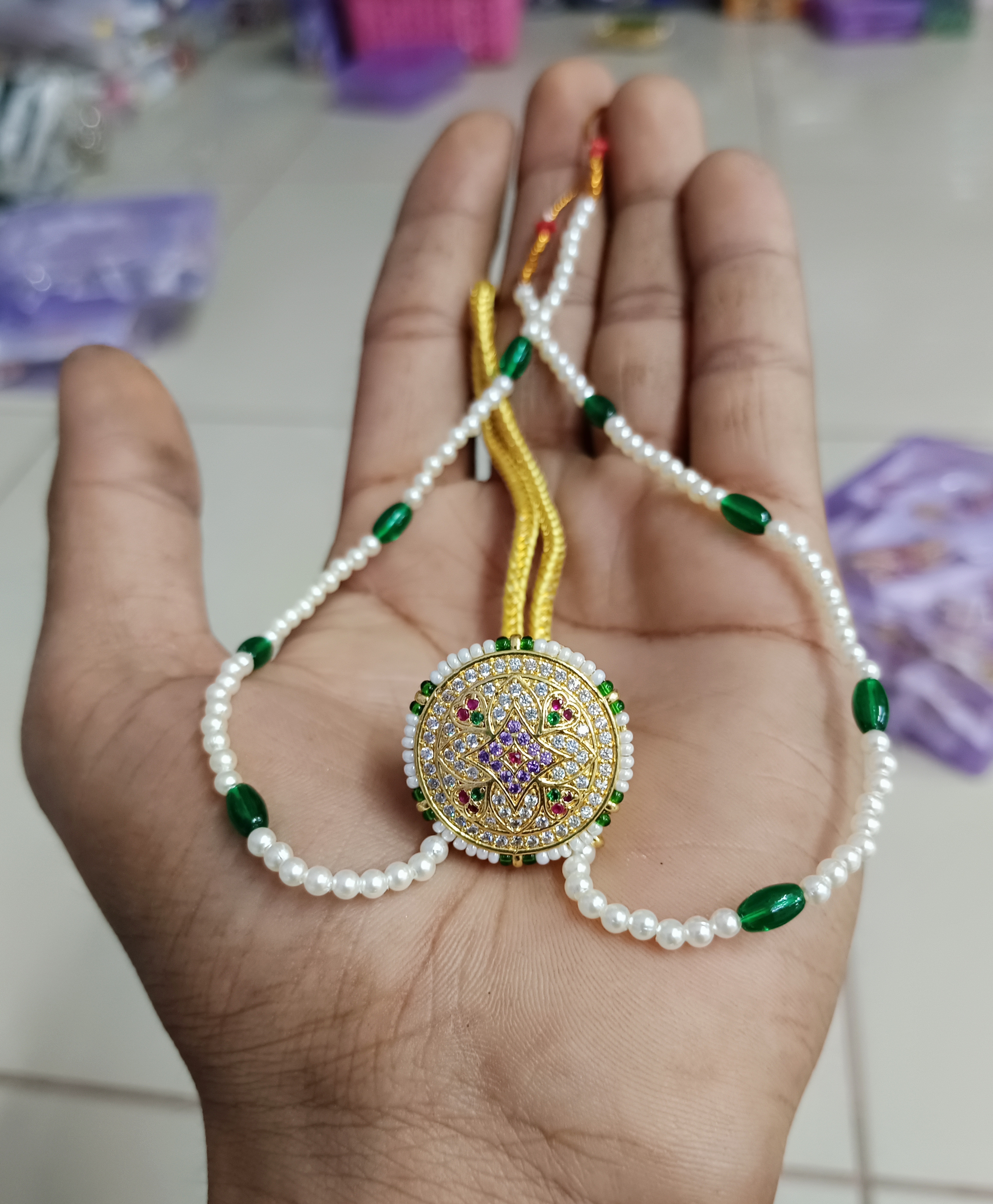 Traditional Pearl Maang Tikka