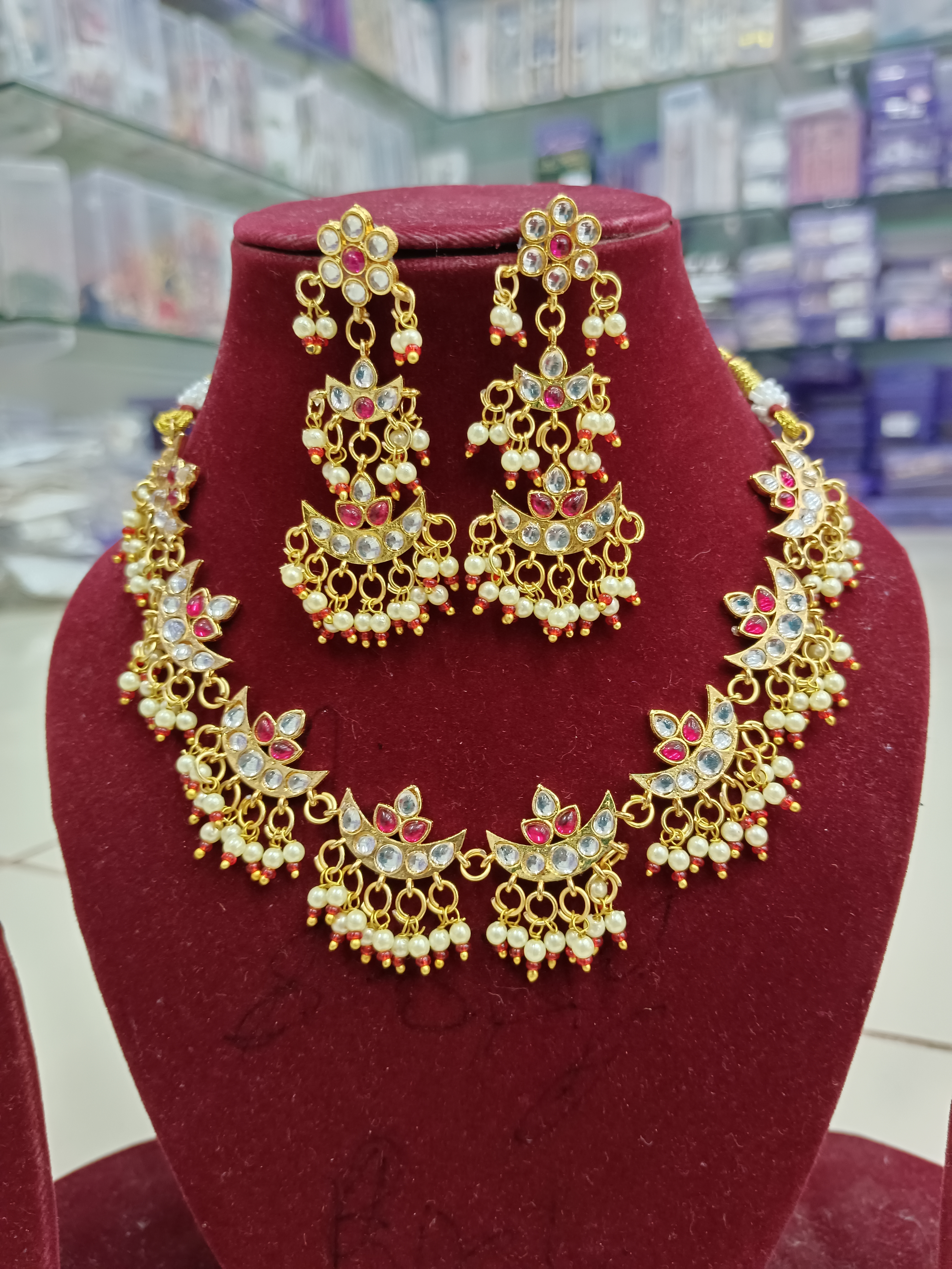 Traditional Gold-Tone Necklace Set