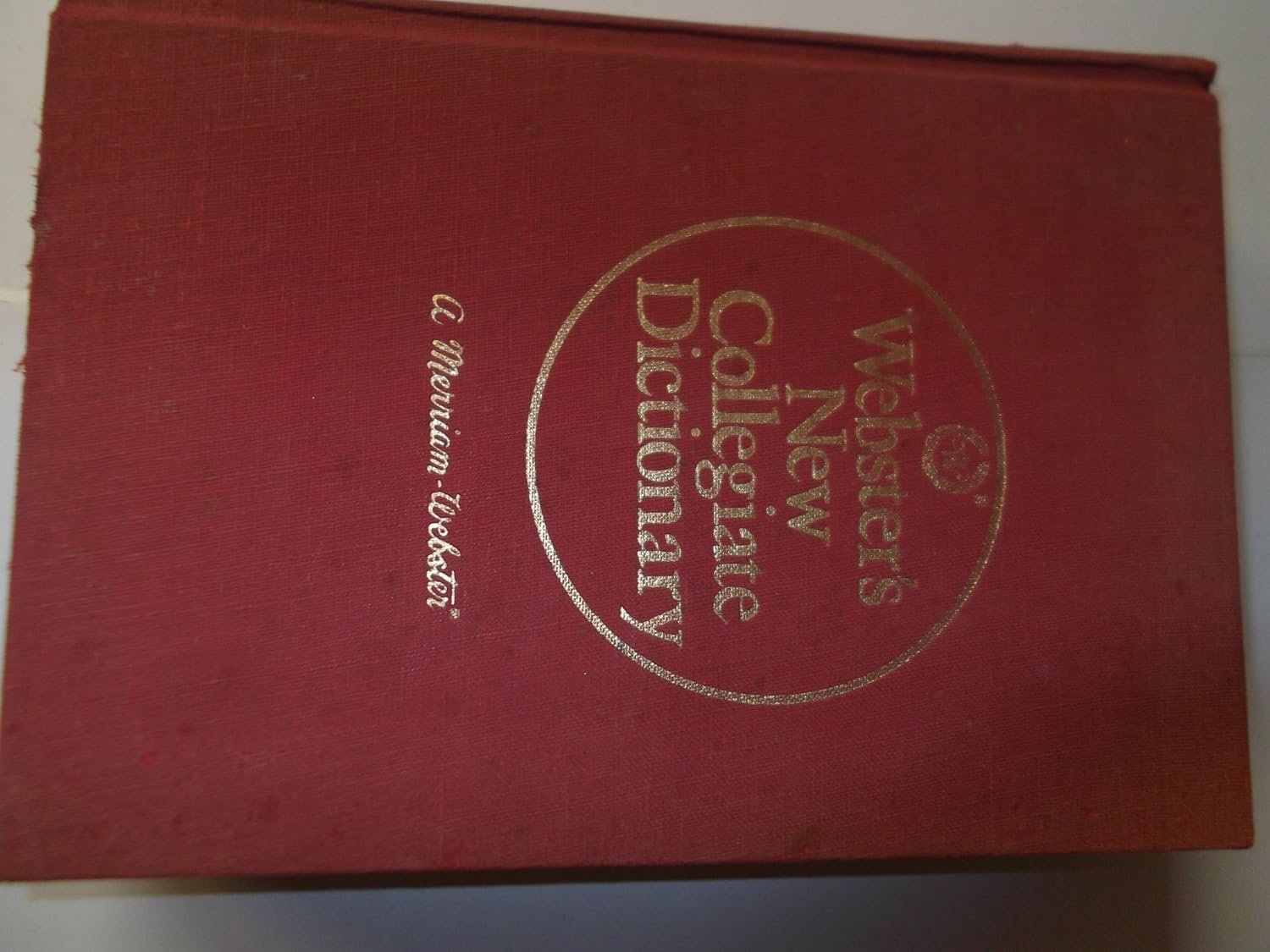 Webster's New Collegiate Dictionary Tapa dura – 1 Enero 1975 de Anonymous (Author)