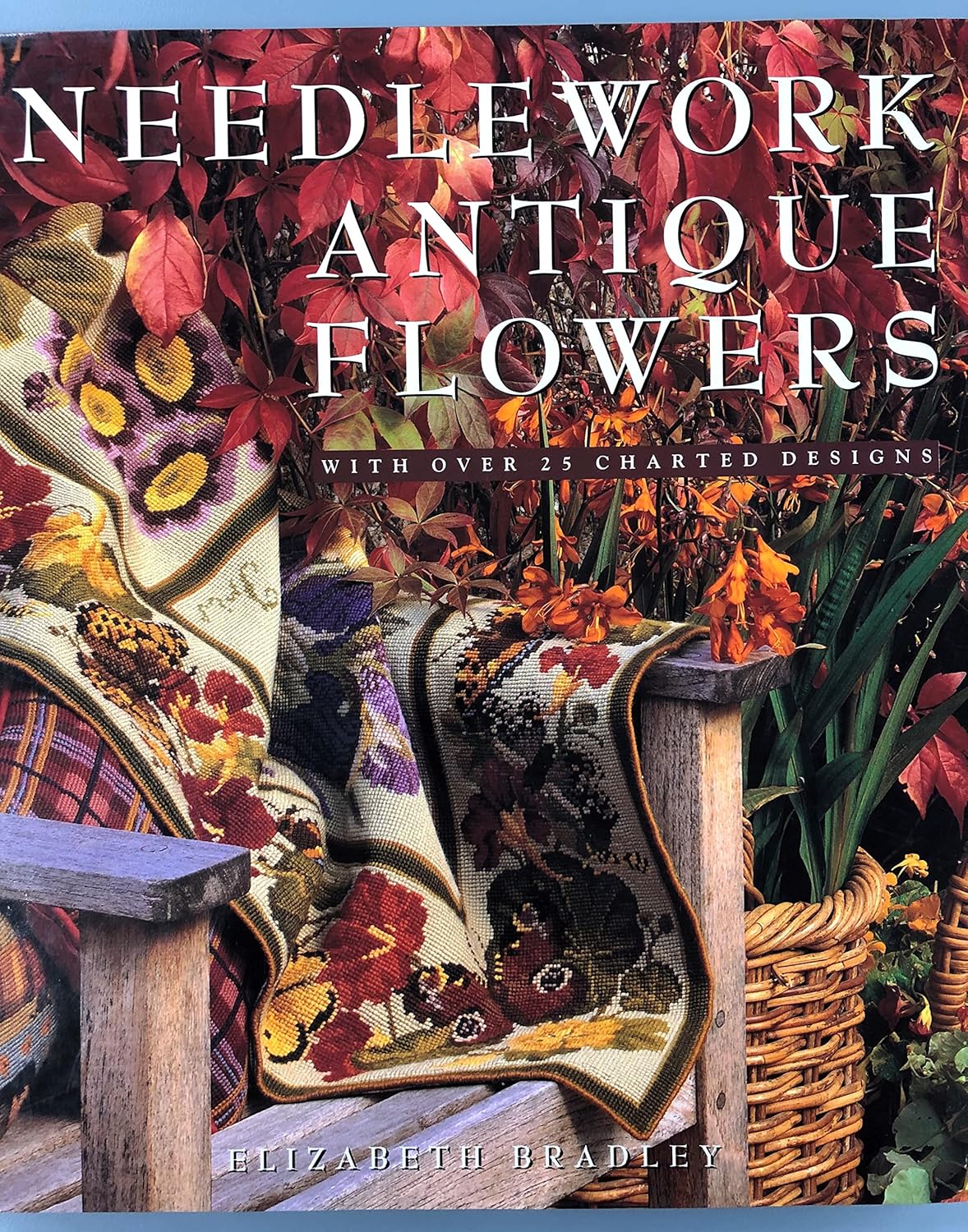 Needlework Antique Flowers Tapa dura – 24 Agosto 1993 de Elizabeth Bradley (Author)