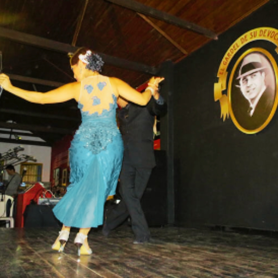 MEDELLÍN SABE A TANGO 