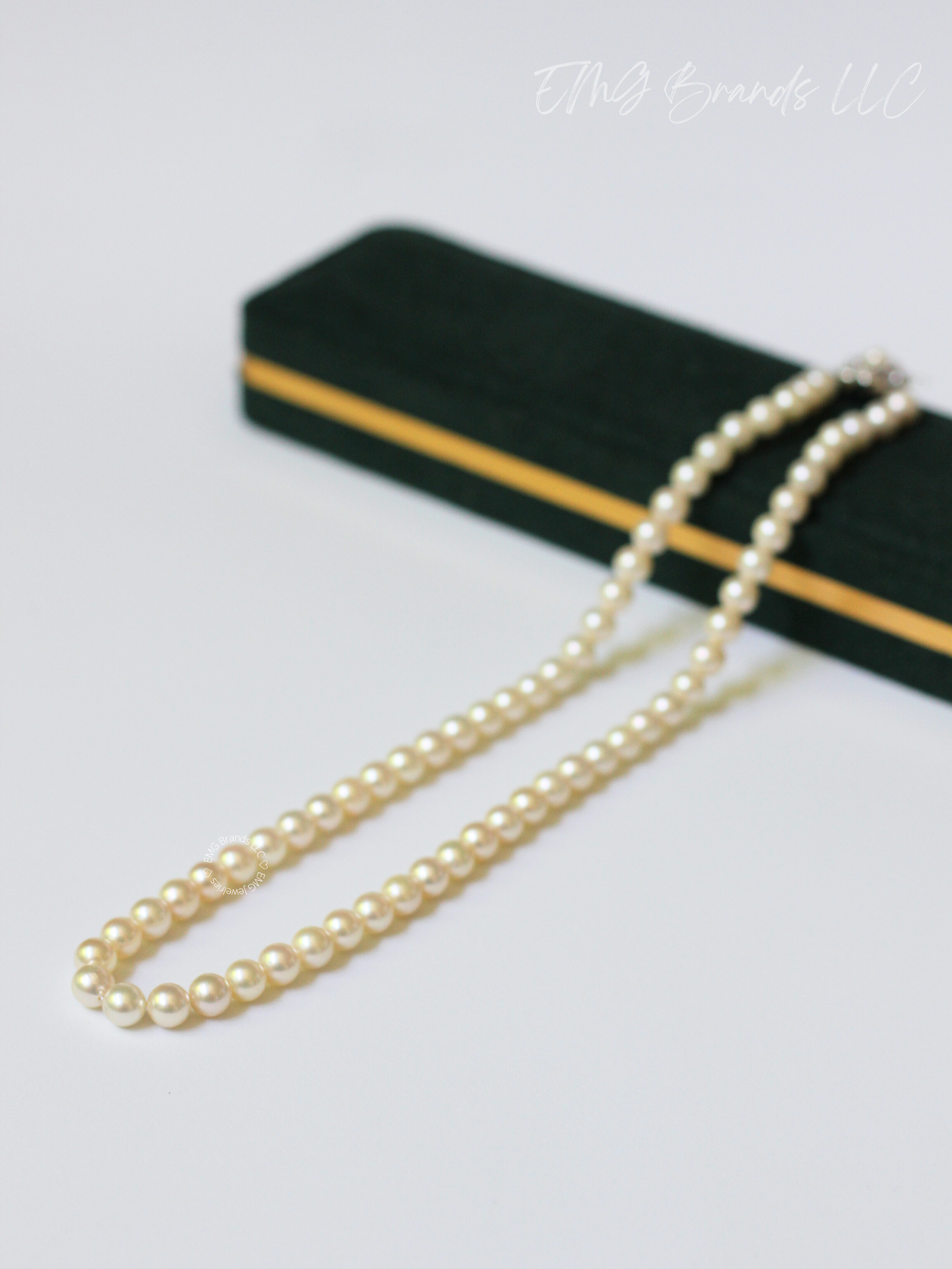 Classic Japanese Akoya Pearl Necklace