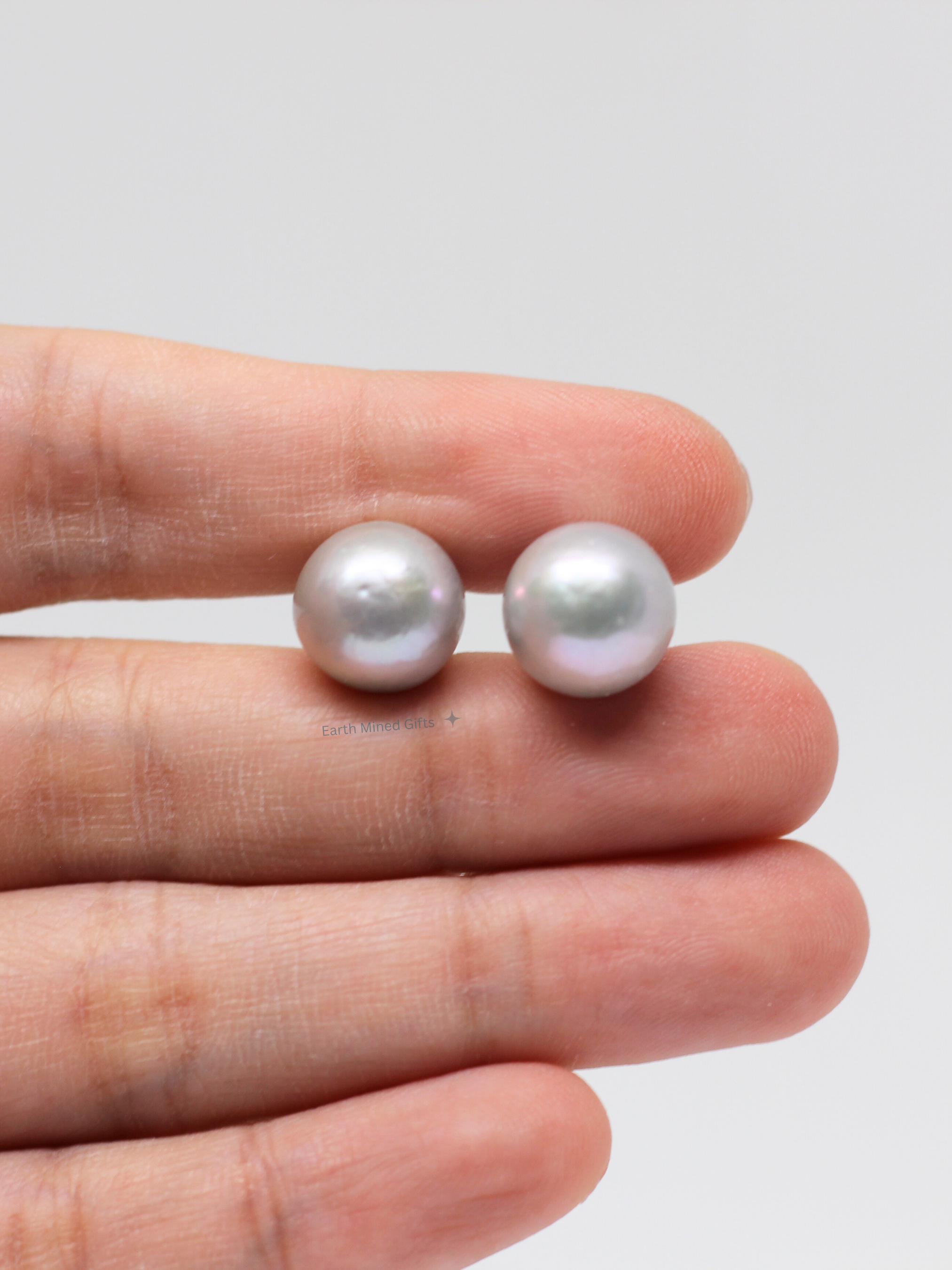 Classic Edison Pearl Studs