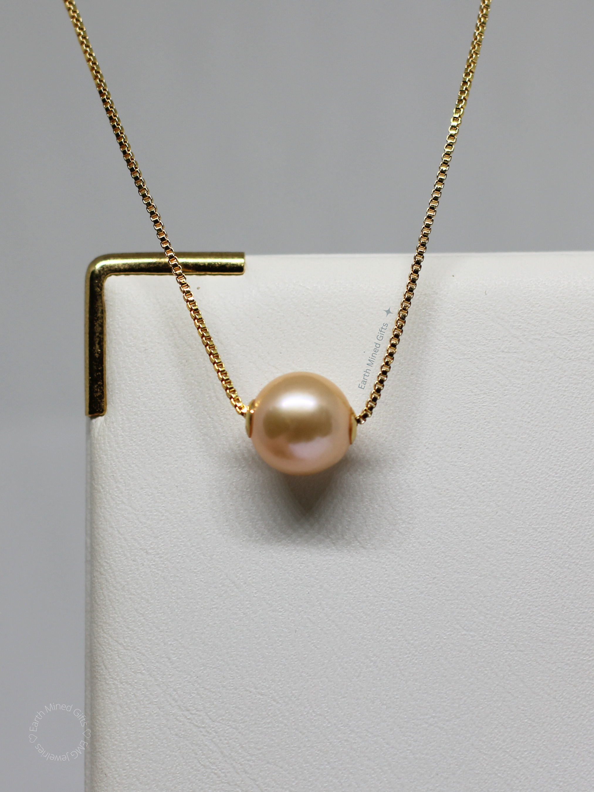 18K Solid Gold Peach Floating Necklace