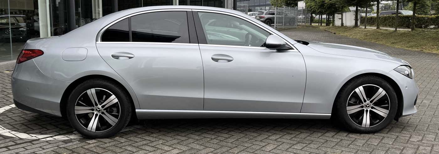 Mercedes-Benz C 180 Sedan