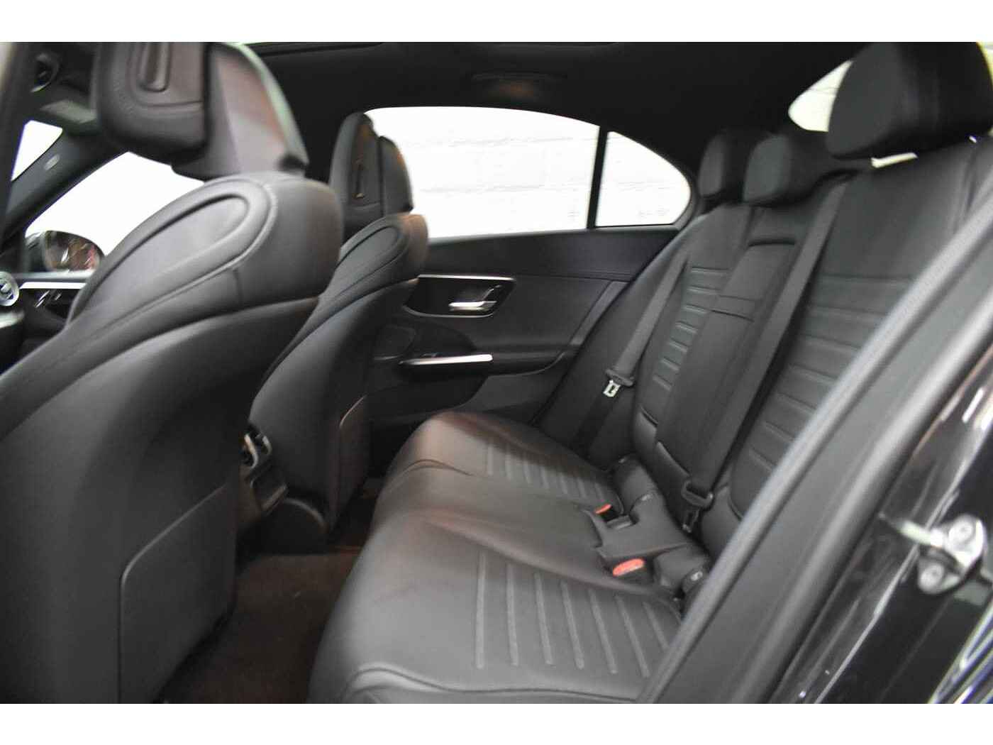 Mercedes-Benz C200 AMG Line - Panoramaic roof