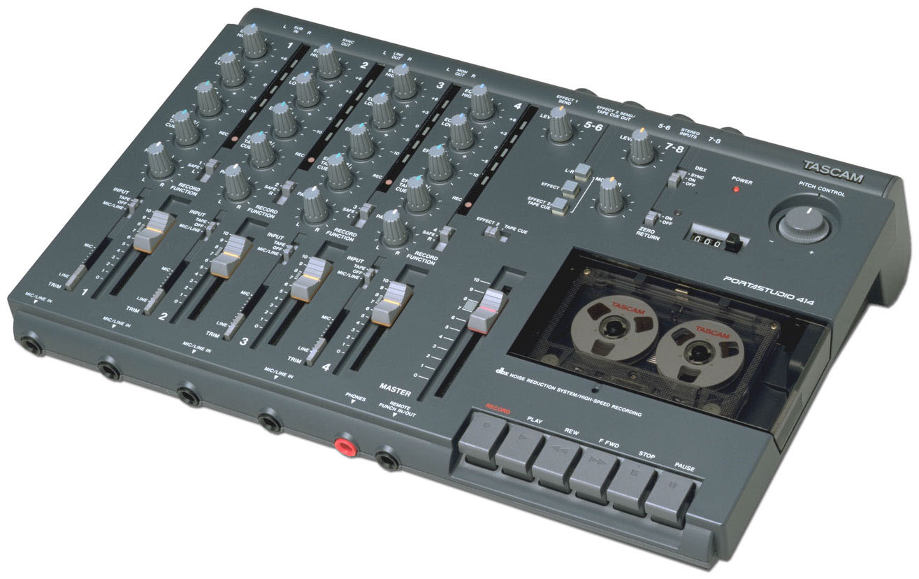 Tascam 414 Portastudio