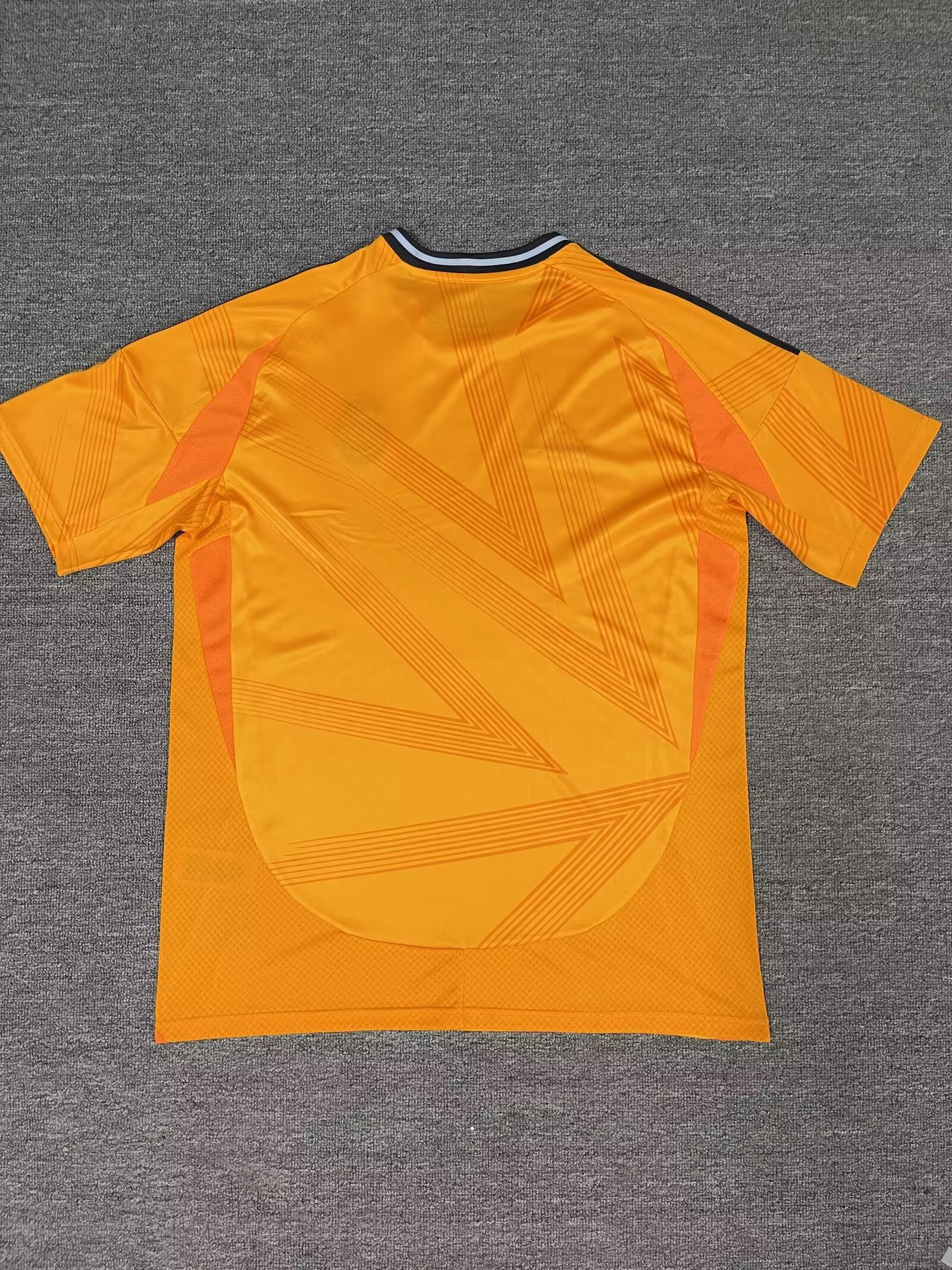 Maillot Exterieur Real Madrid 2024/2025 Supporters Version