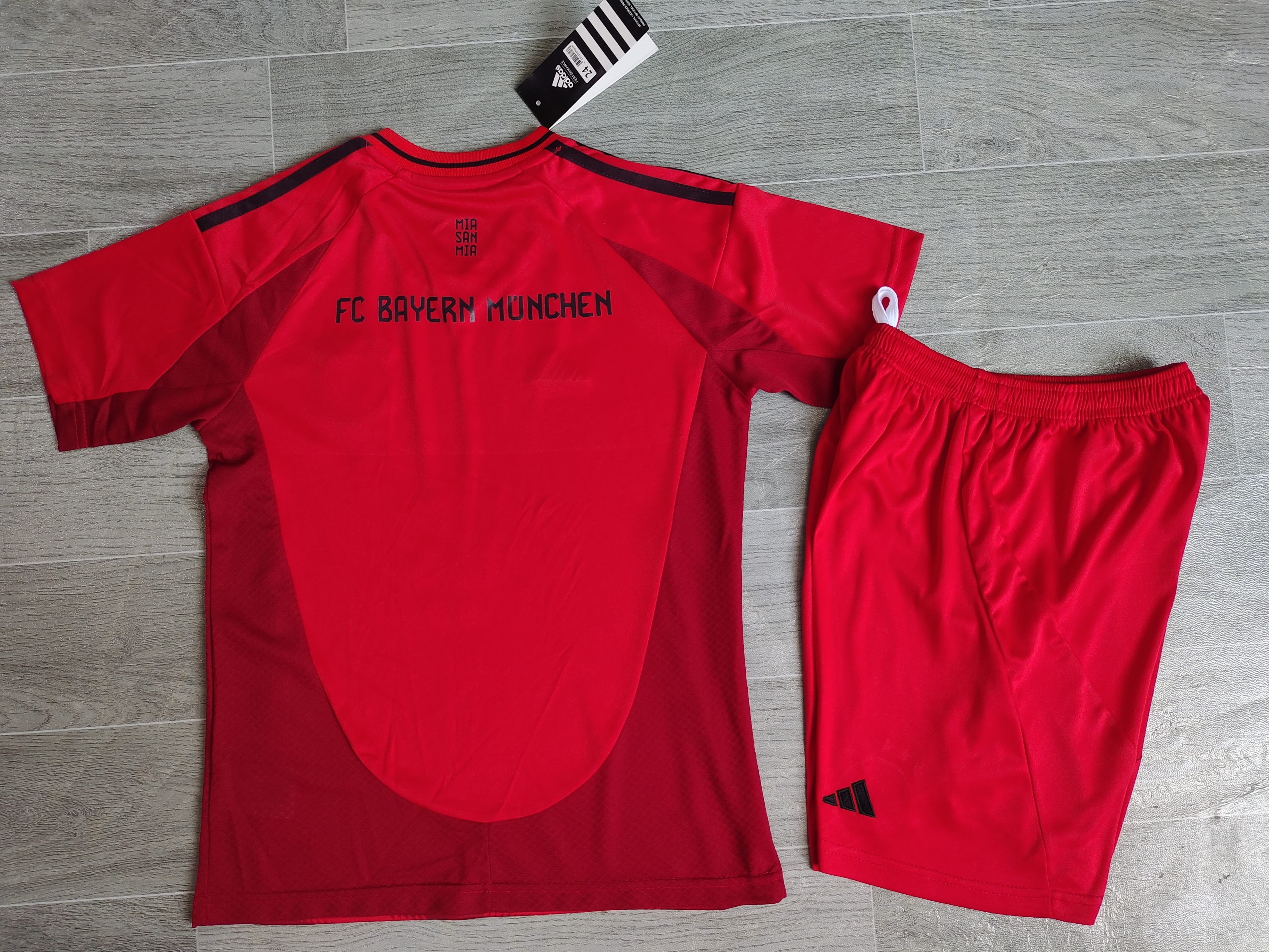 Maillot Domicile Bayern 2024/2025 Enfant/Ado Supporters Version