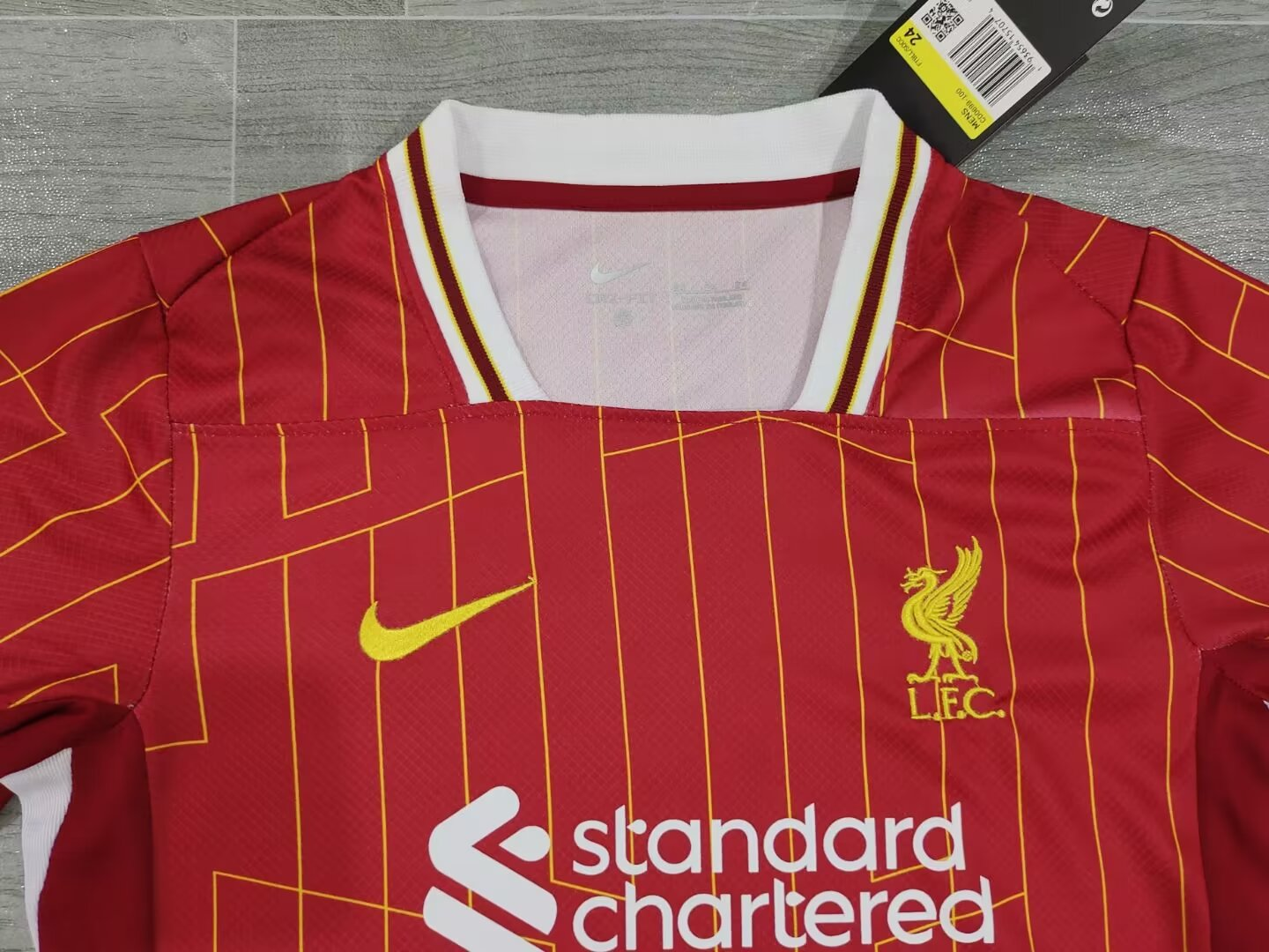 Maillot Domicile Liverpool 2024/2025 Enfant/Ado Supporters Version