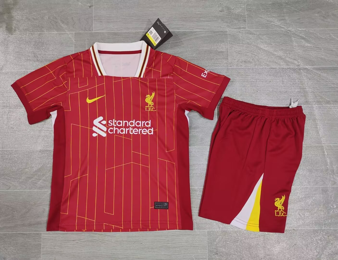 Maillot Domicile Liverpool 2024/2025 Enfant/Ado Supporters Version
