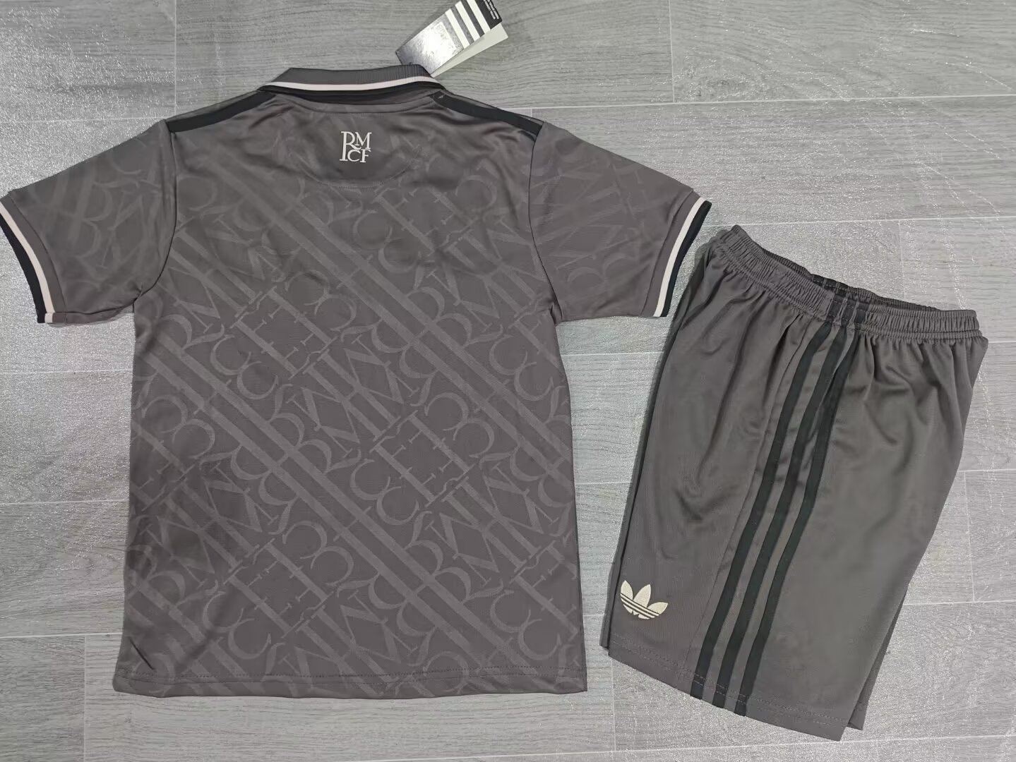 Maillot Third Real Madrid 2024/2025 Enfant/Ado Supporters Version