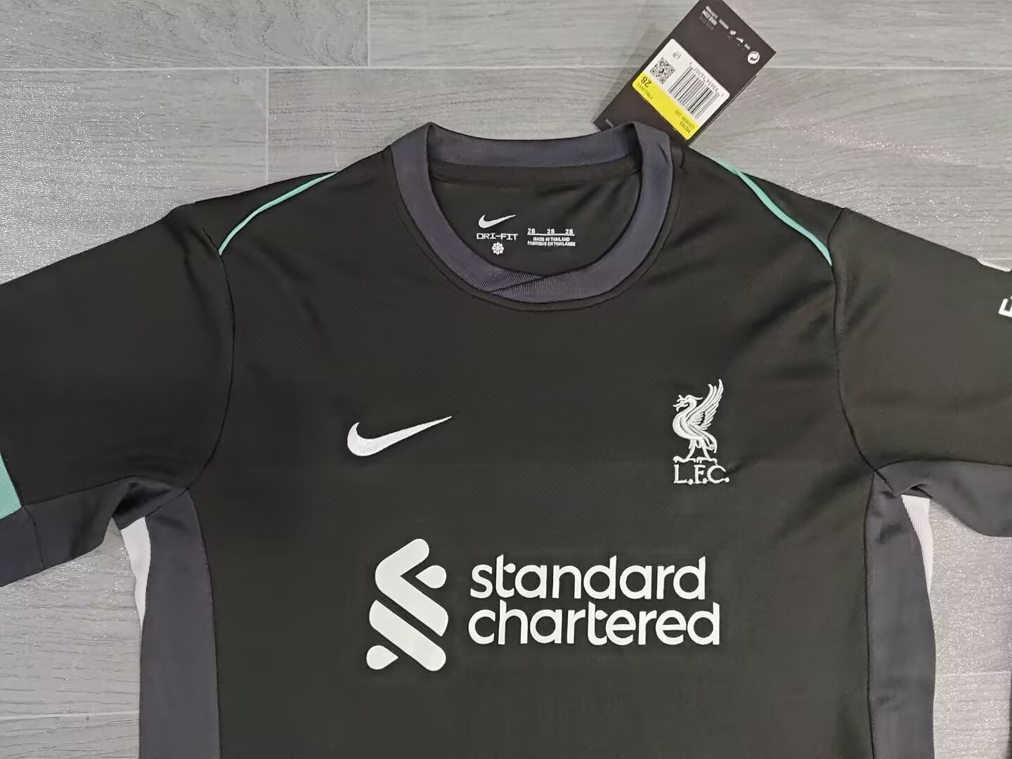 Maillot Extérieur Liverpool 2024/2025 Enfant/Ado Supporters Version