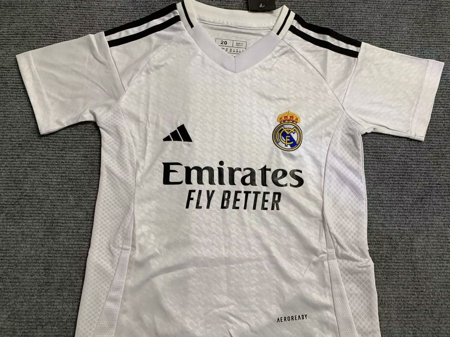 Maillot Domicile Real Madrid 2024/2025 Enfant/Ado Supporters Version