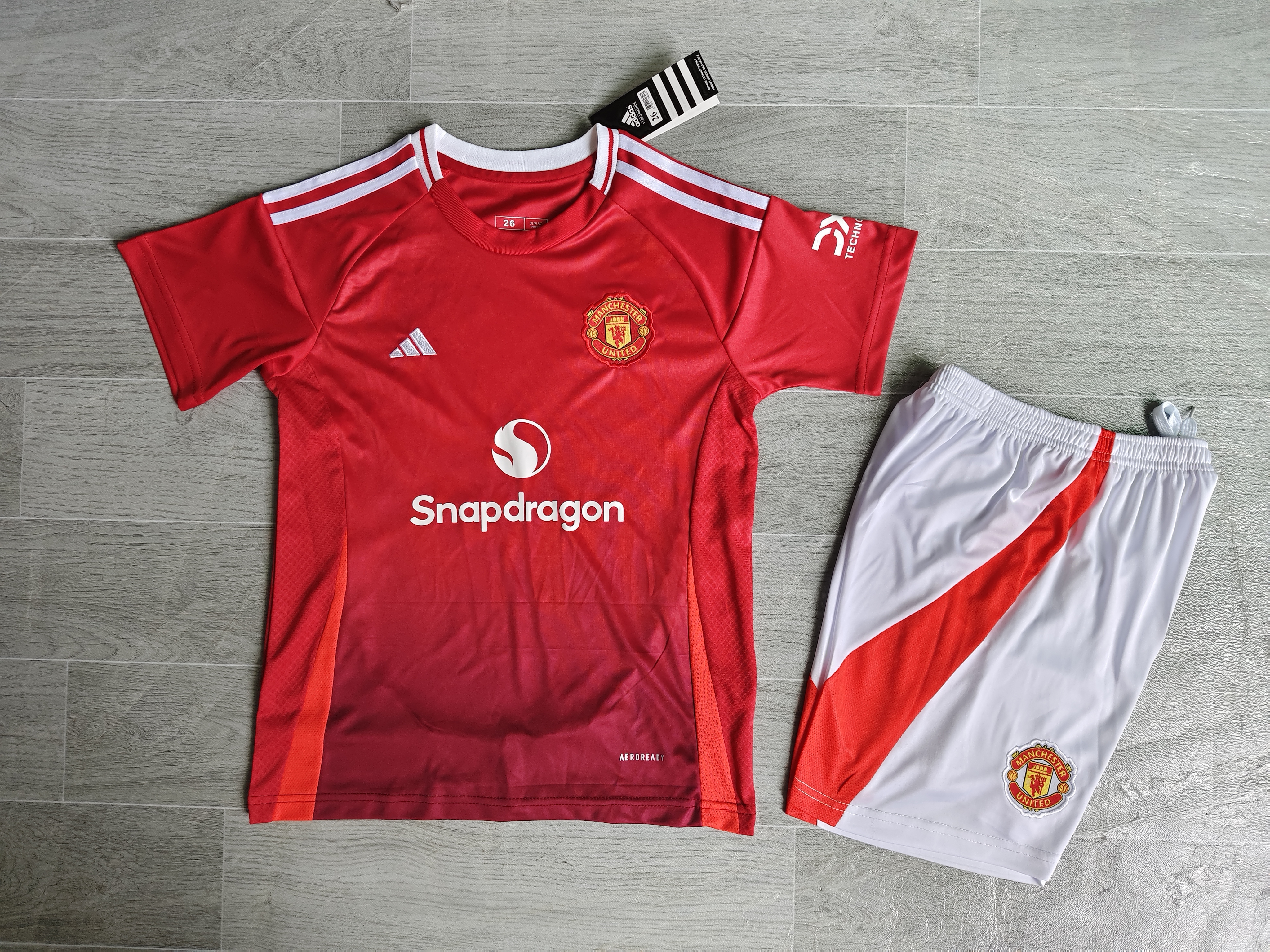 Maillot Domcile Manchester United 2024/2025 Enfant/Ado Supporters Version